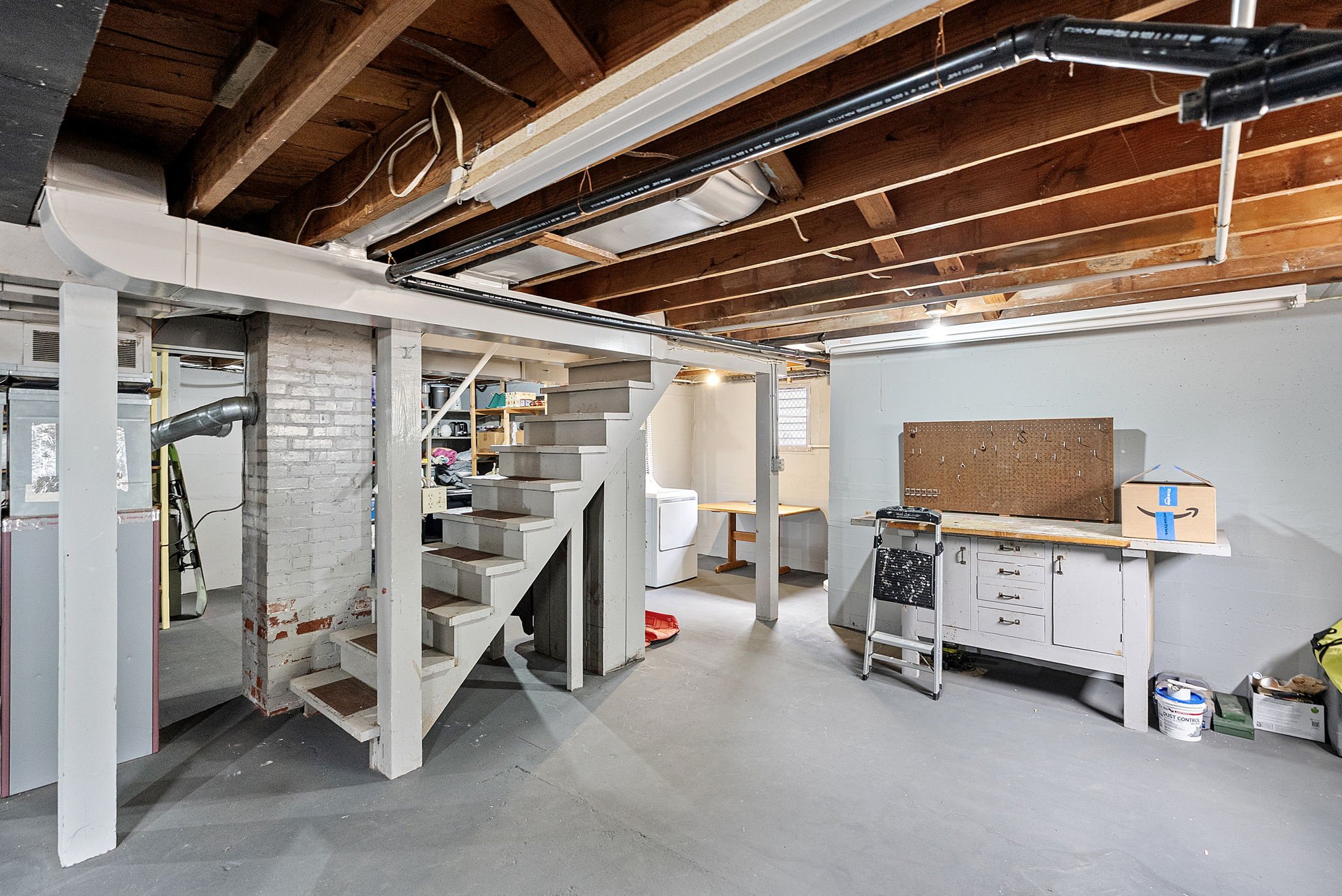 3-web-or-mls-224-bremerton-blvd.jpg