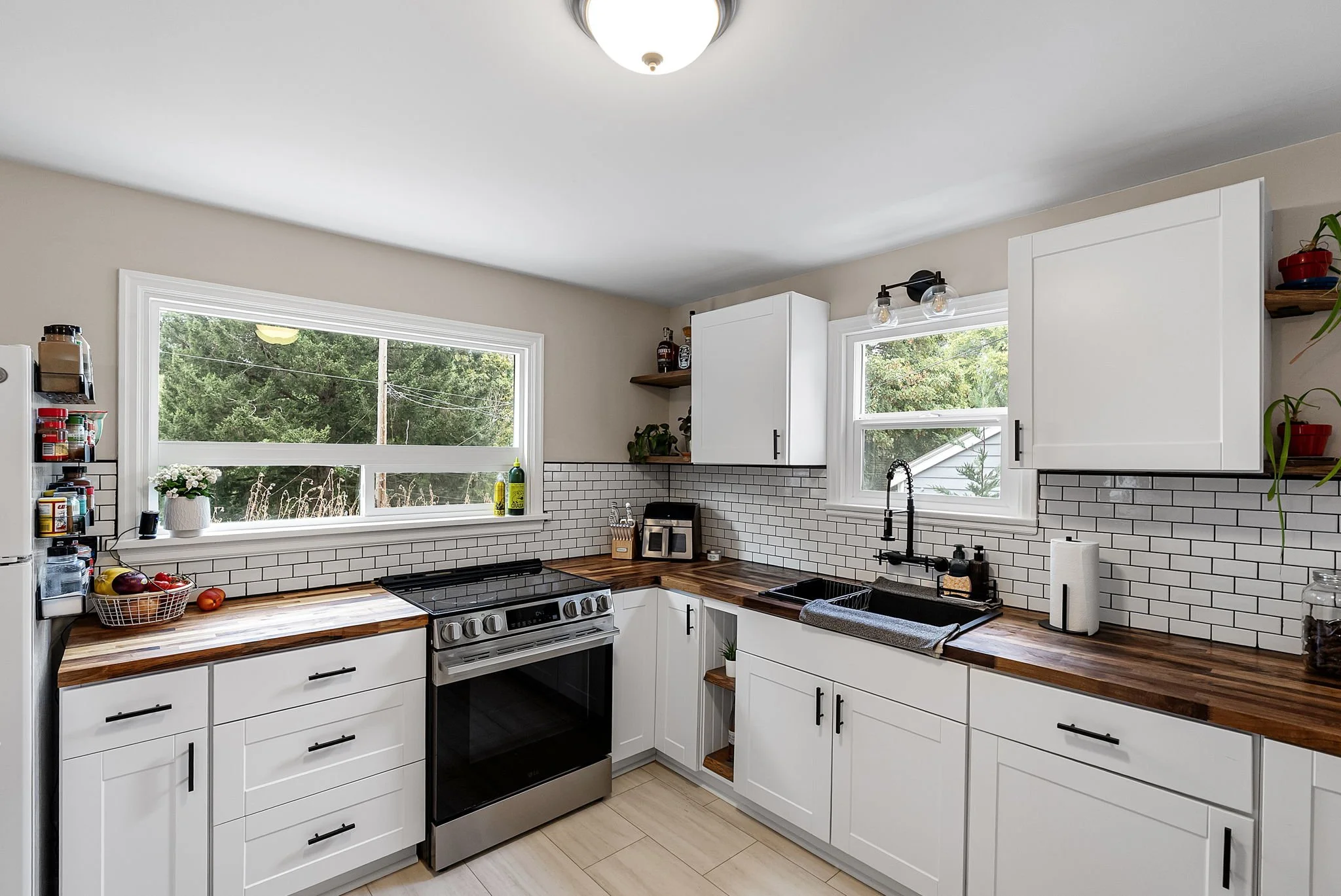 29-web-or-mls-224-bremerton-blvd.jpg