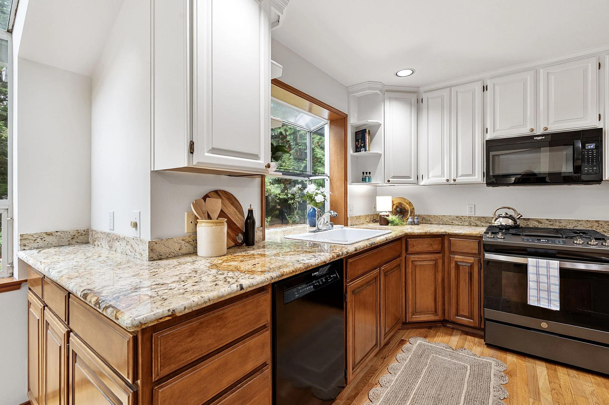 11-web-or-mls-7067-killeen-pl-sw.jpg