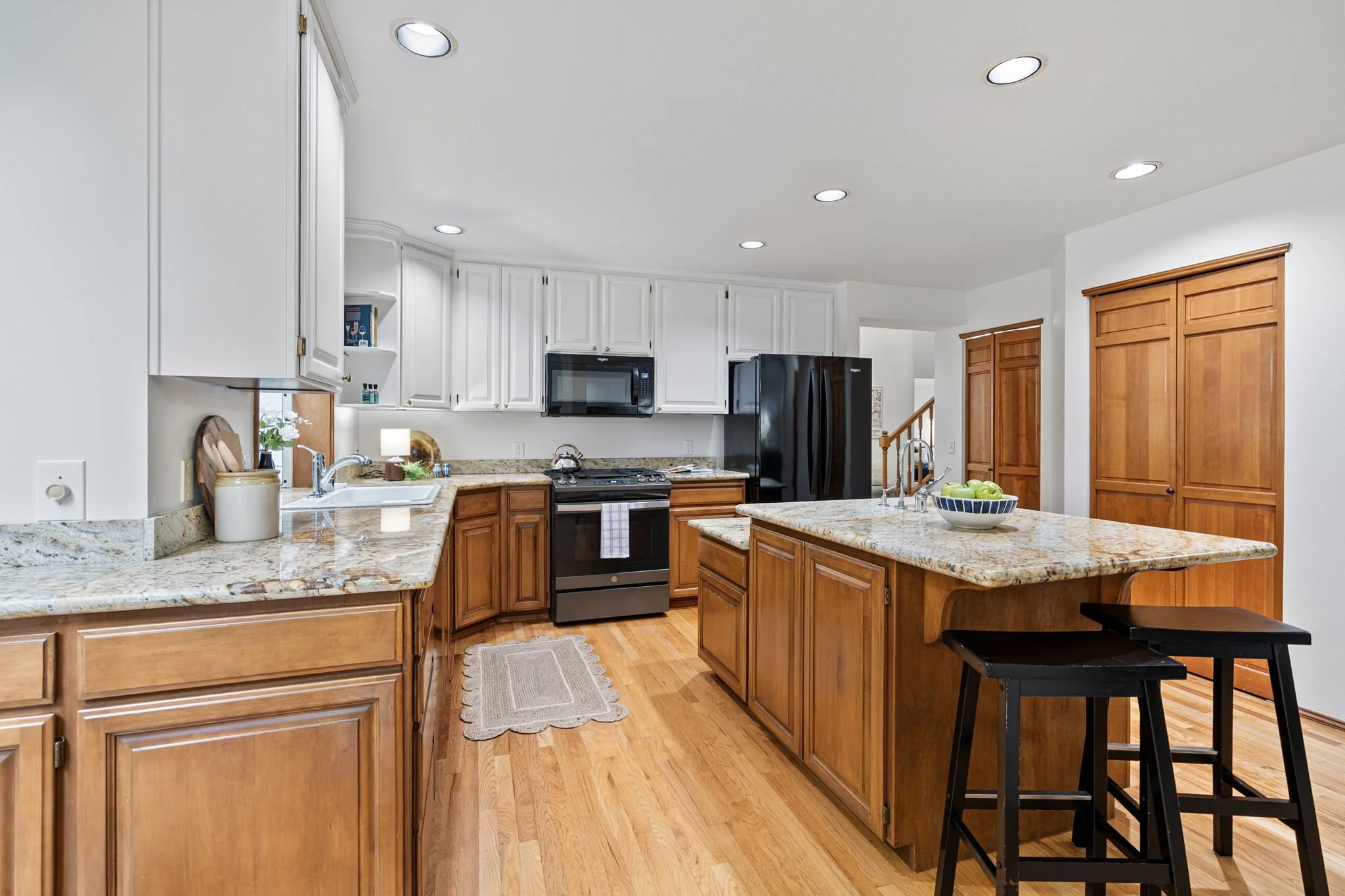 13-web-or-mls-7067-killeen-pl-sw.jpg