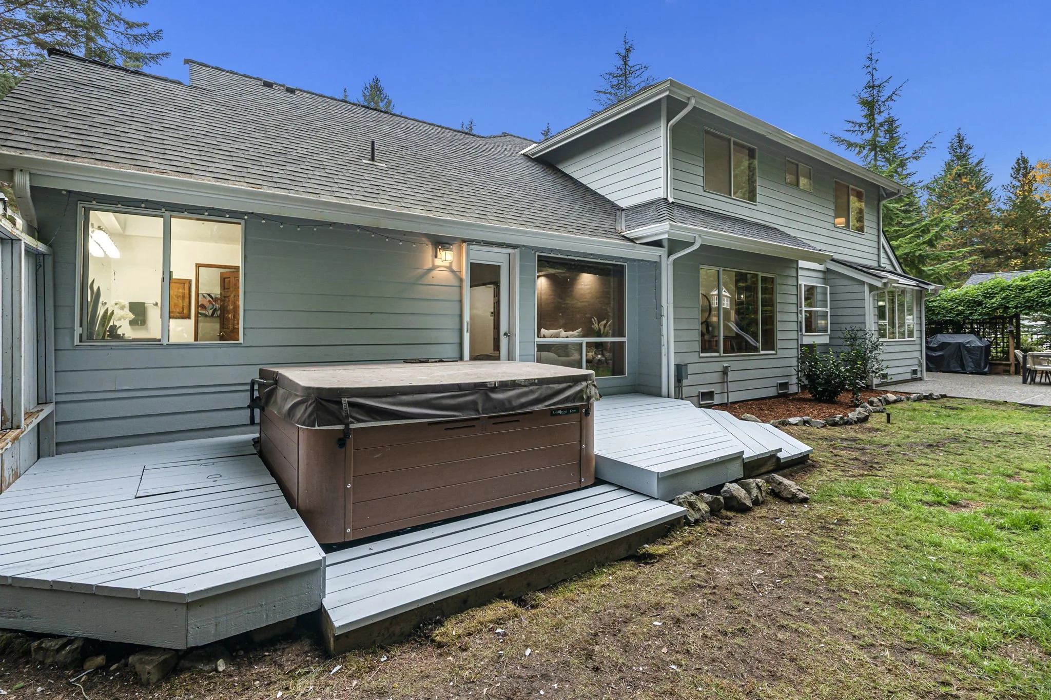 21-web-or-mls-7067-killeen-pl-sw.jpg