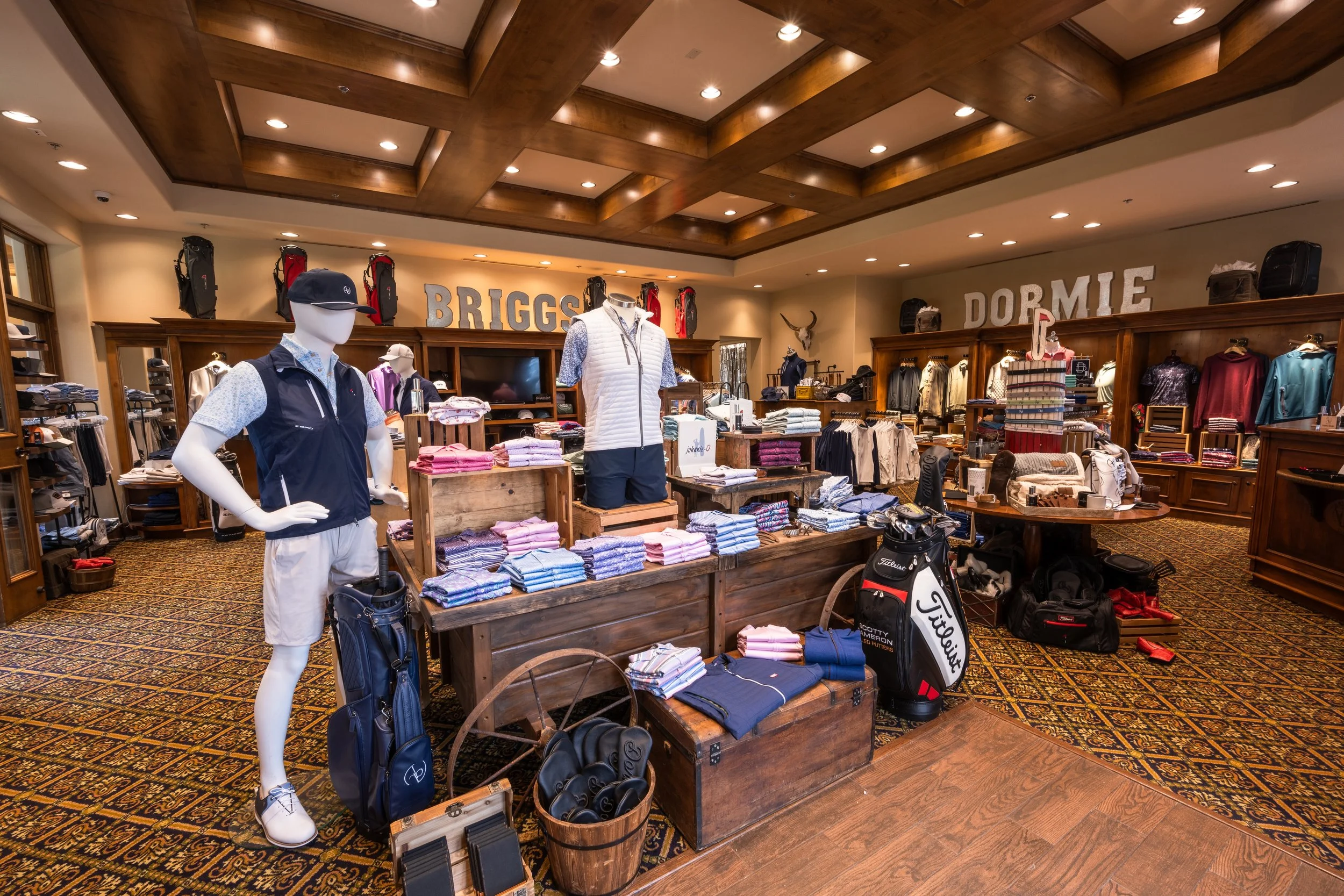BR-golf_shop_DSC9211.jpg