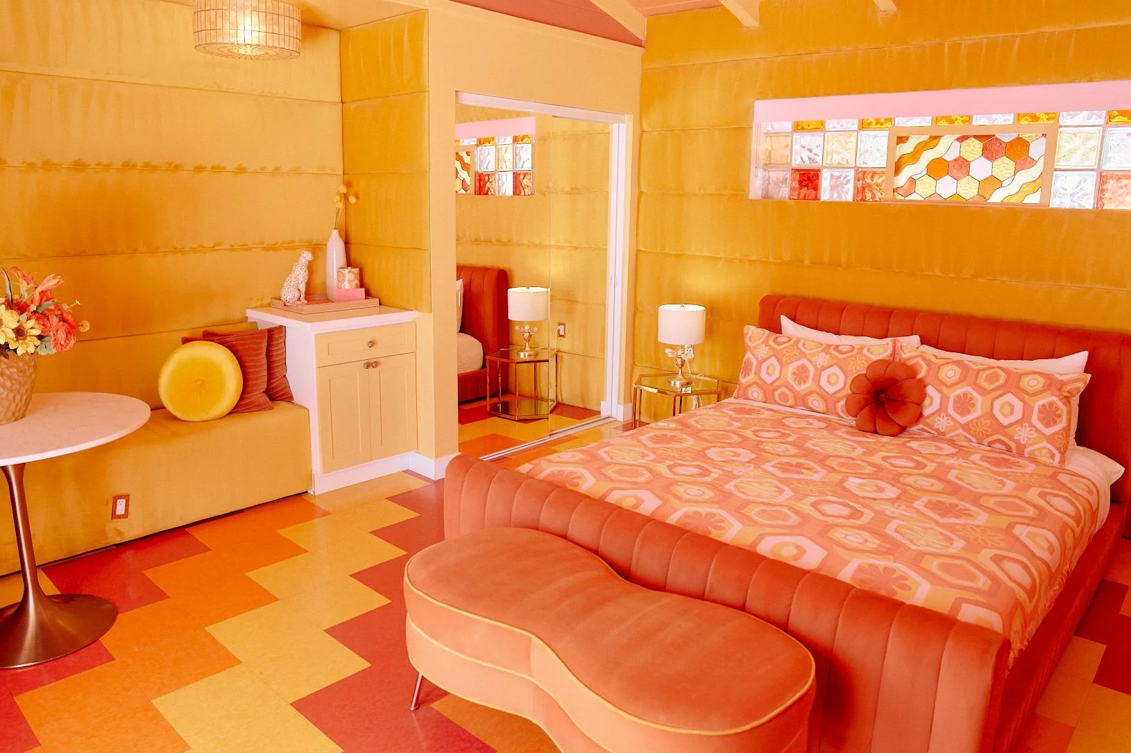 DFOUTS_20250410_LATIMES_CENTENNIAL-MOTEL_PROOFS_230.jpg