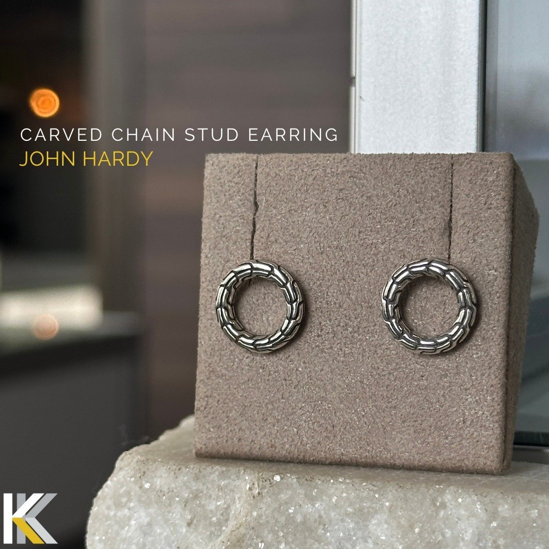 Add a touch of bold style with the John Hardy Carved Chain stud earrings. Handcrafted from reclaimed metals, these beauties symbolize everlasting unity. Perfect for any outfit, every day! 🙌⁠
⁠
Check them out here! ⁠
&rarr; https://www.koehnjewelry.c