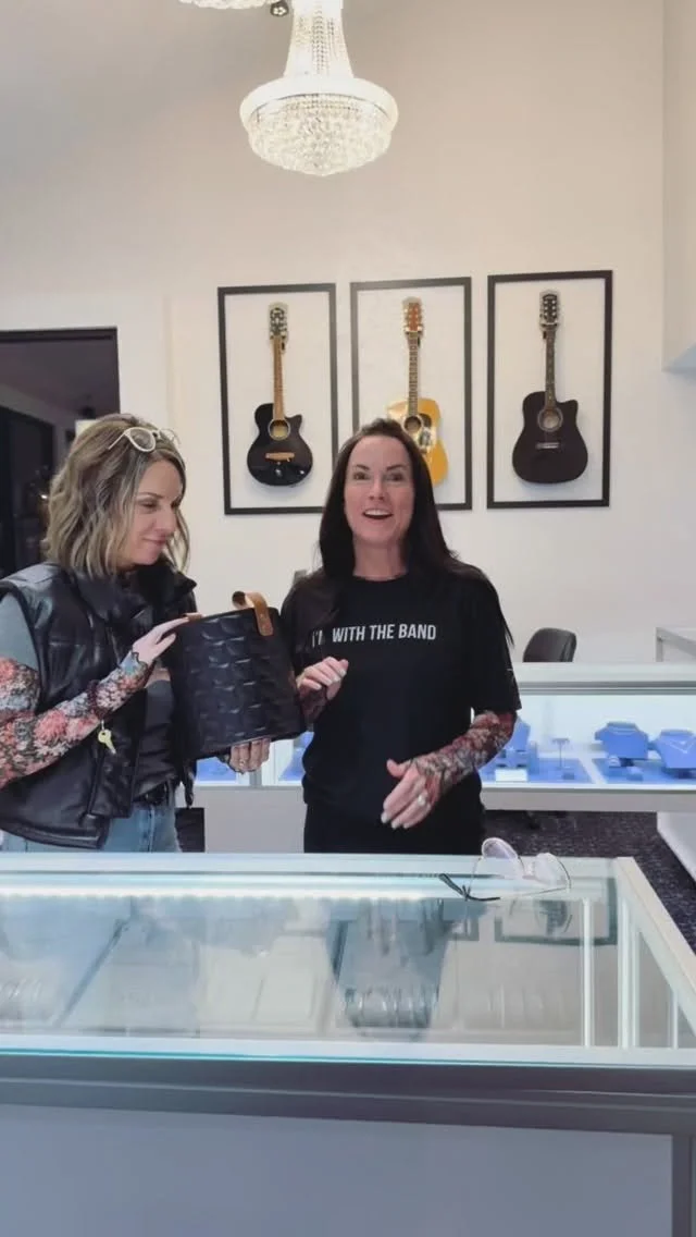 Lab Grown Diamond stud earring drawing!!
Comment below…who has the winning ticket??
What a night…we love a packed house! Thanks for everybody who came out, that was fun!!!