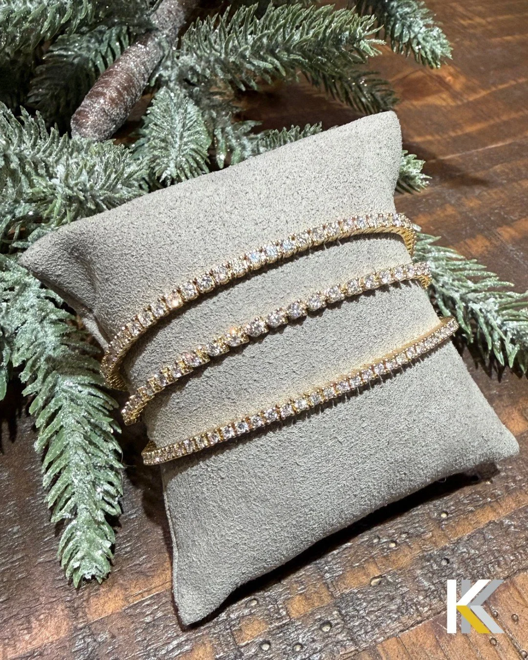 WHY is this not already wrapped under someone&rsquo;s tree?!
If you&rsquo;re still shopping, THIS is the answer.
A classic 14K yellow gold tennis bracelet&mdash;always right, especially at Christmas.
Don&rsquo;t wait. ✨🎁
Text us at 262-338-1600 for 