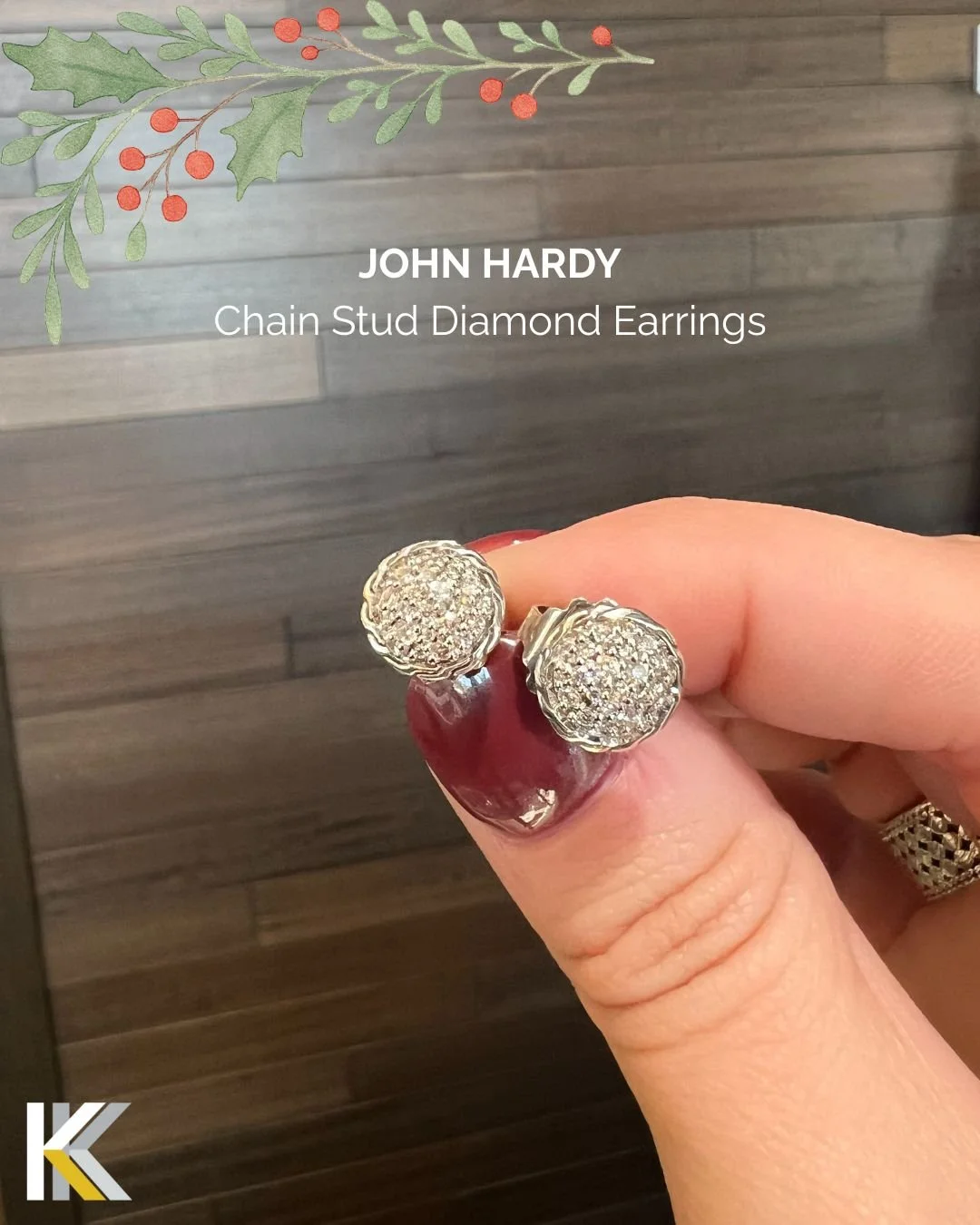 Which John Hardy Studs are your pick? Diamond or Black Sapphire?

You truly can't go wrong.😎 Comment below!