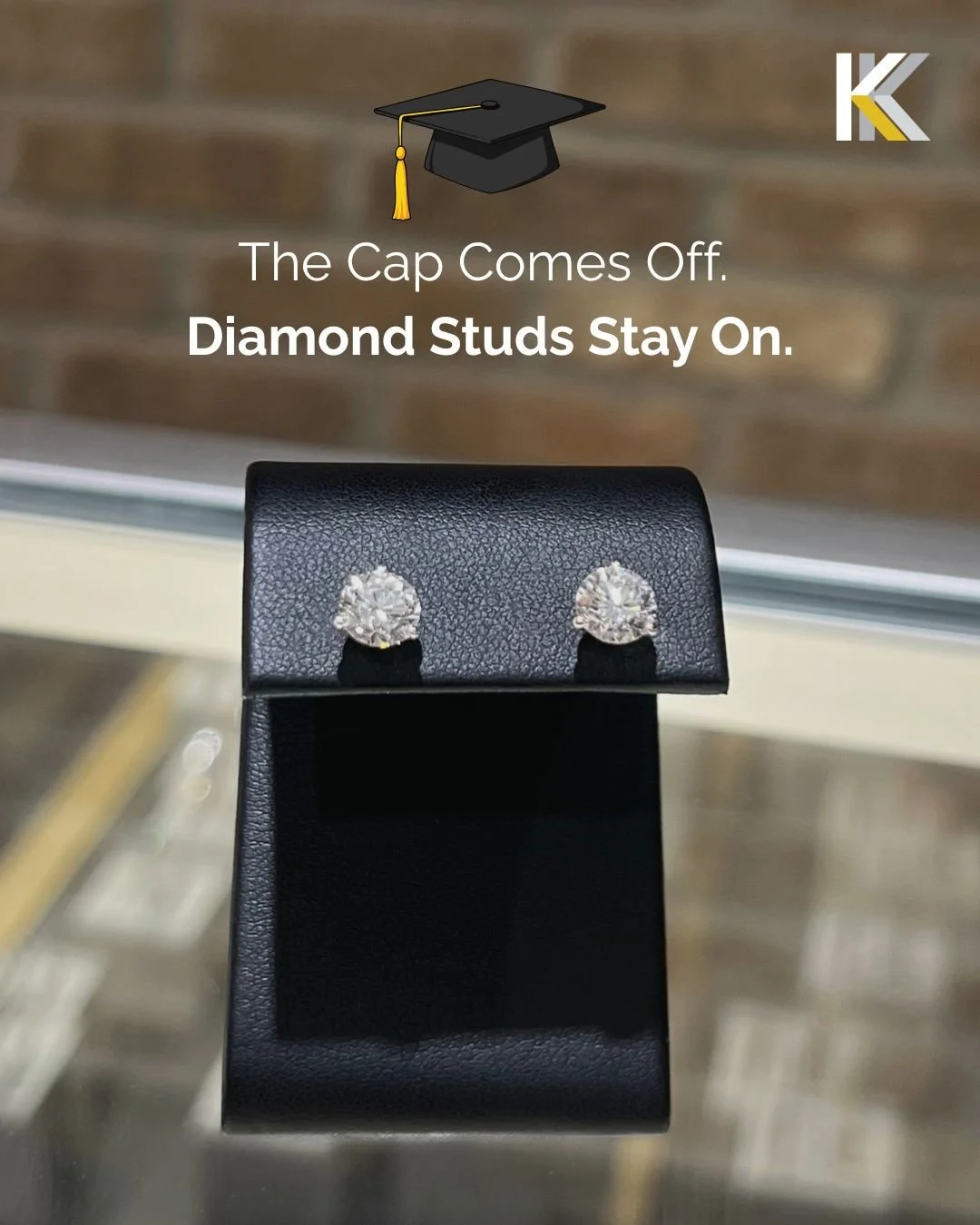 Some gifts don&rsquo;t miss, especially diamond studs🎓🎉💎

A classic for a reason&mdash;simple, timeless, always right.
Diamond studs they&rsquo;ll wear long after the celebration.

Stop in or make an appointment thru the link in our bio.

#koehnan