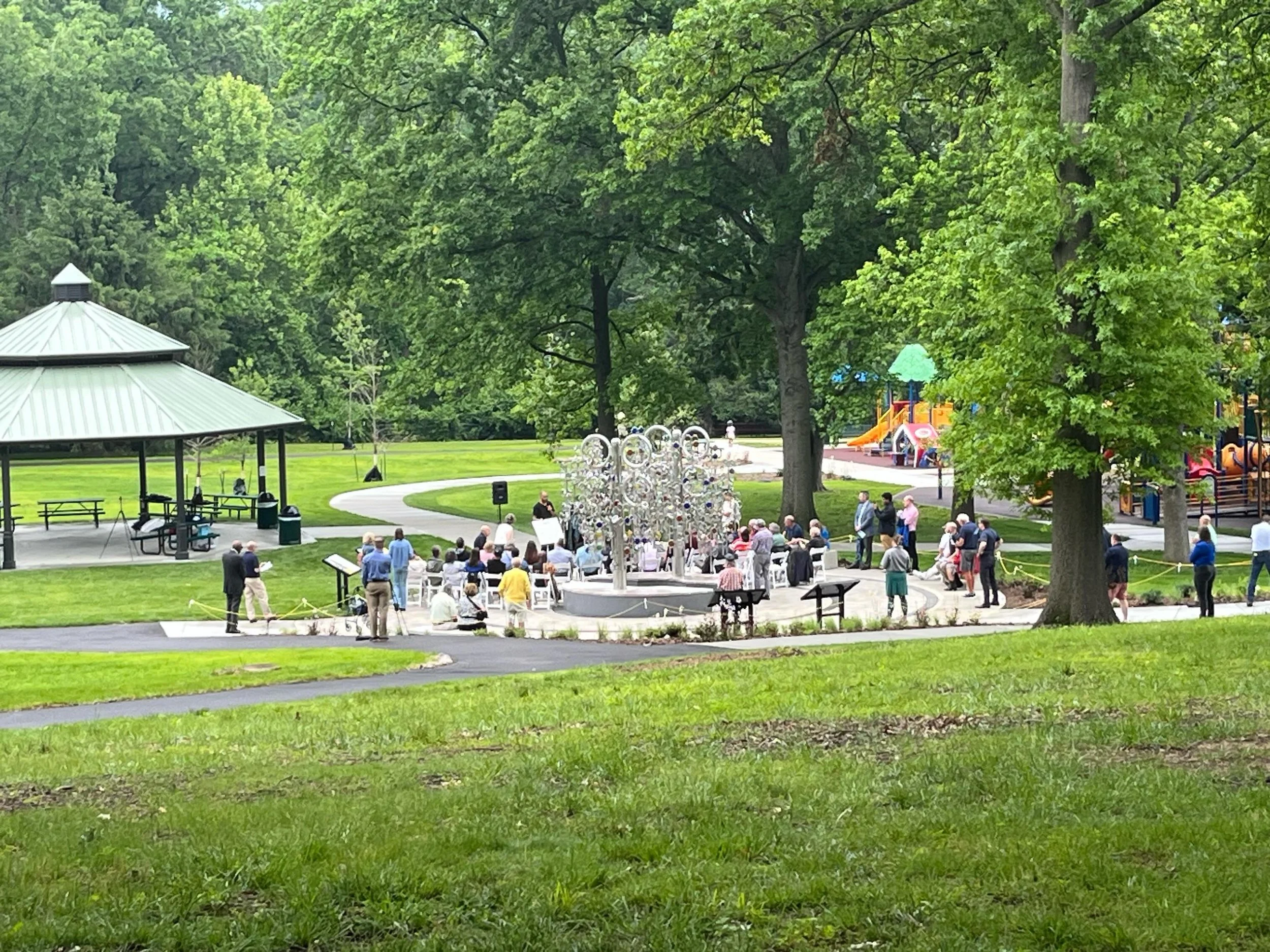 Congratulations to @crevecoeurparksandrec on the opening for Venable Park today!  Beautiful day for a community event and a little time in the park 
[#landscapearchitecture #parksandart #honoringdrvenable #stlouis ]