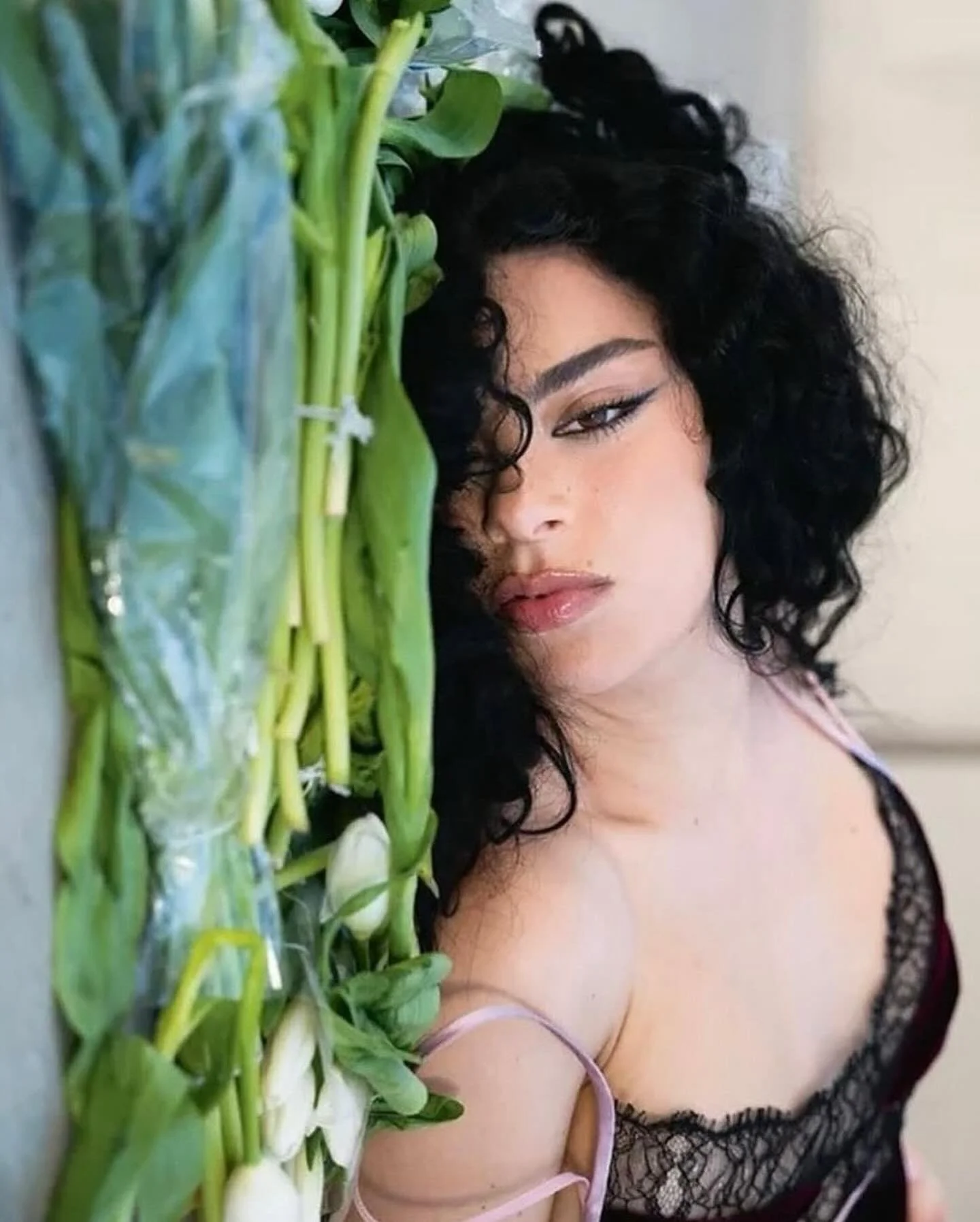 CHARLI 4 .jpg