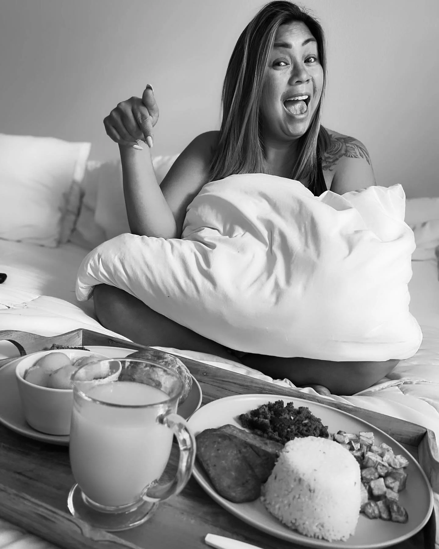 @jackiegalvante Starting Mothers Day with breakfast in bed.