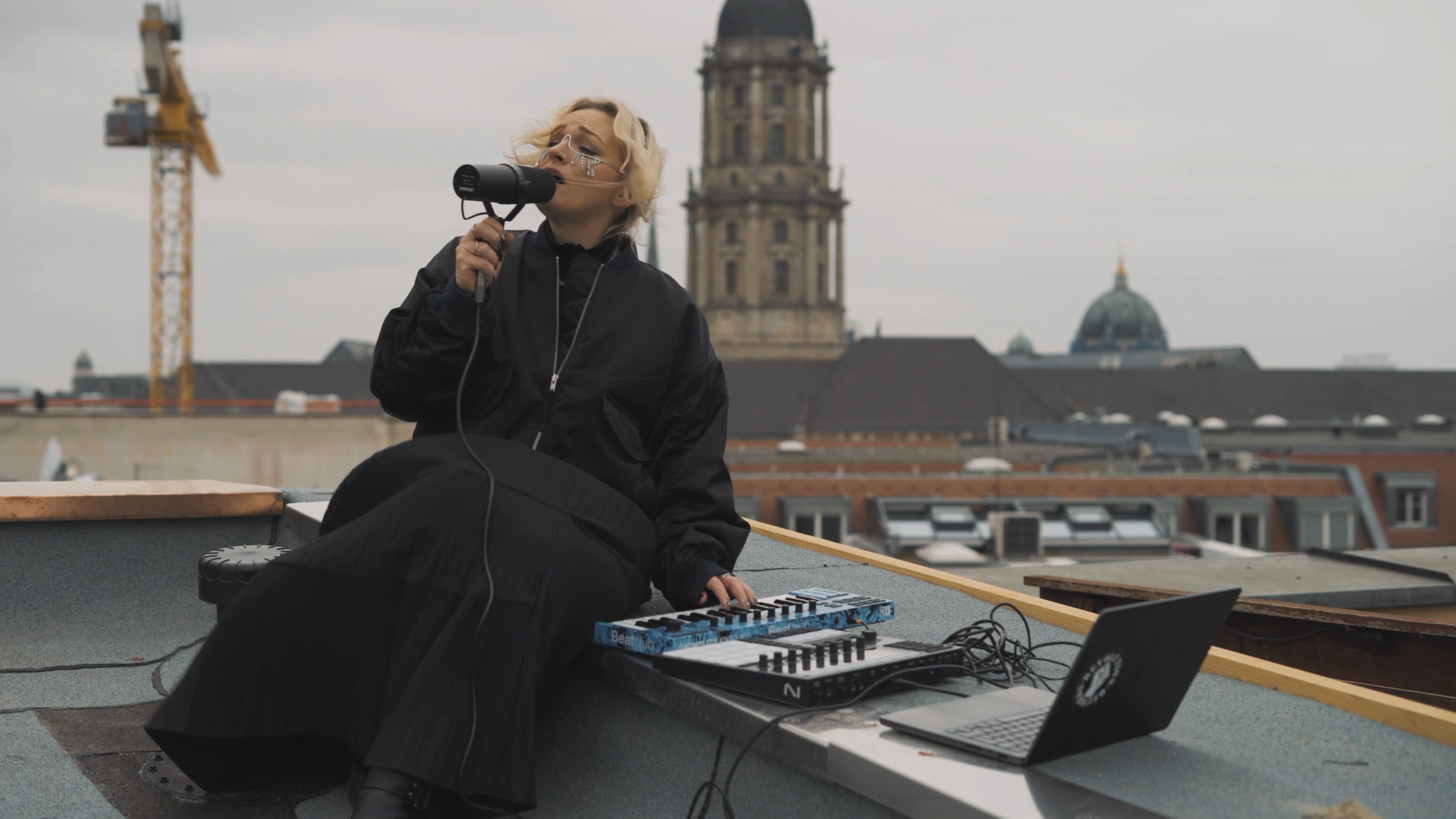 the night für cut 1_2.00_01_05_10.Standbild004.png