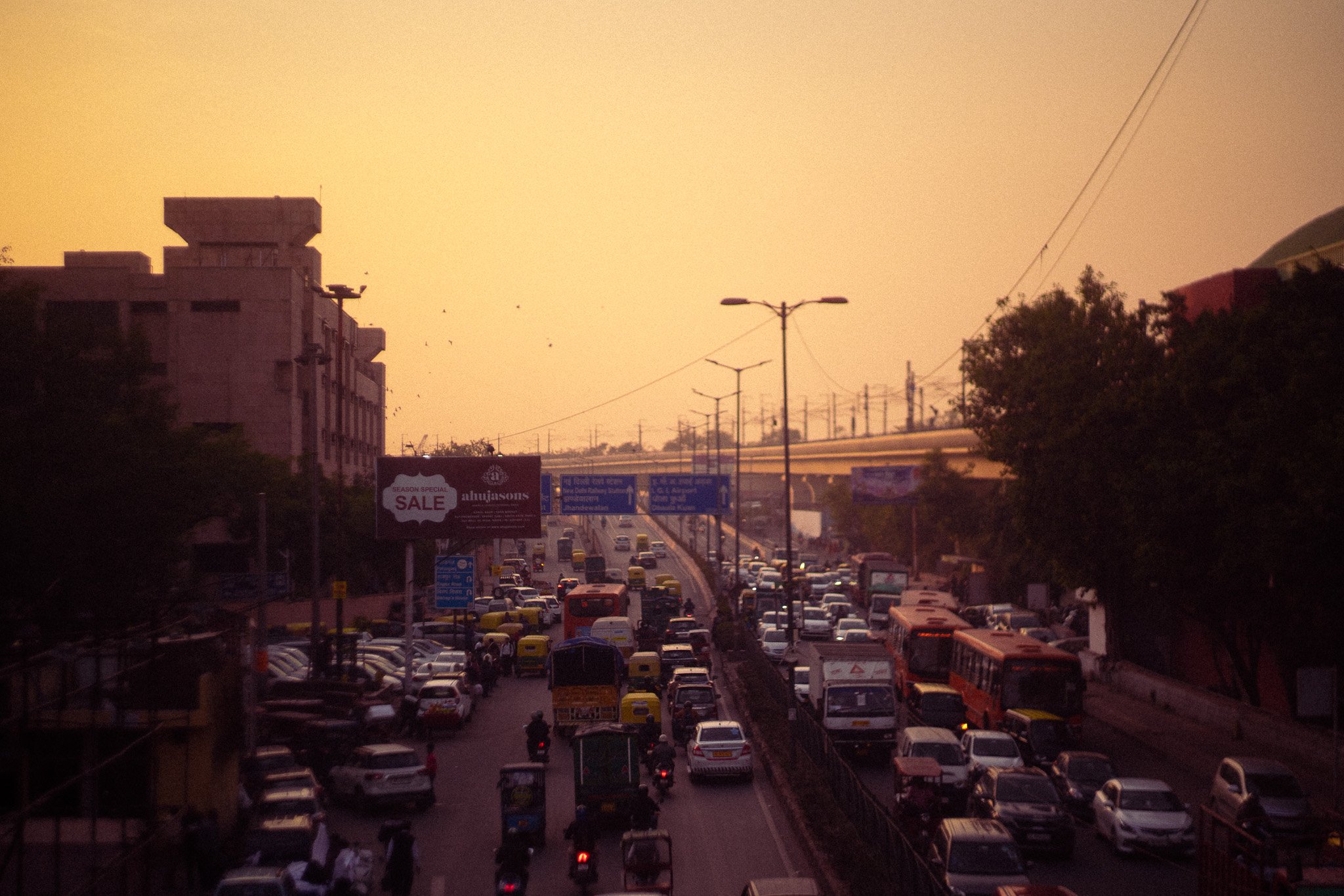 Verkehr in Delhi.