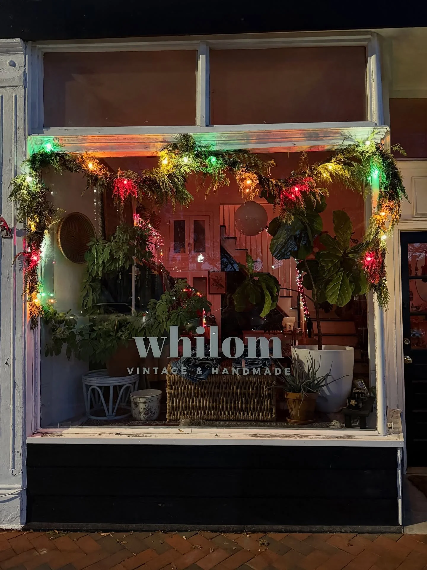 Open every Saturday &amp; Sunday 12-4PM until Christmas! 🎄💖 Not planning any sales this season but I&rsquo;m still taking food drive donations. Bring in 5 food items for 15% off any in-store purchase