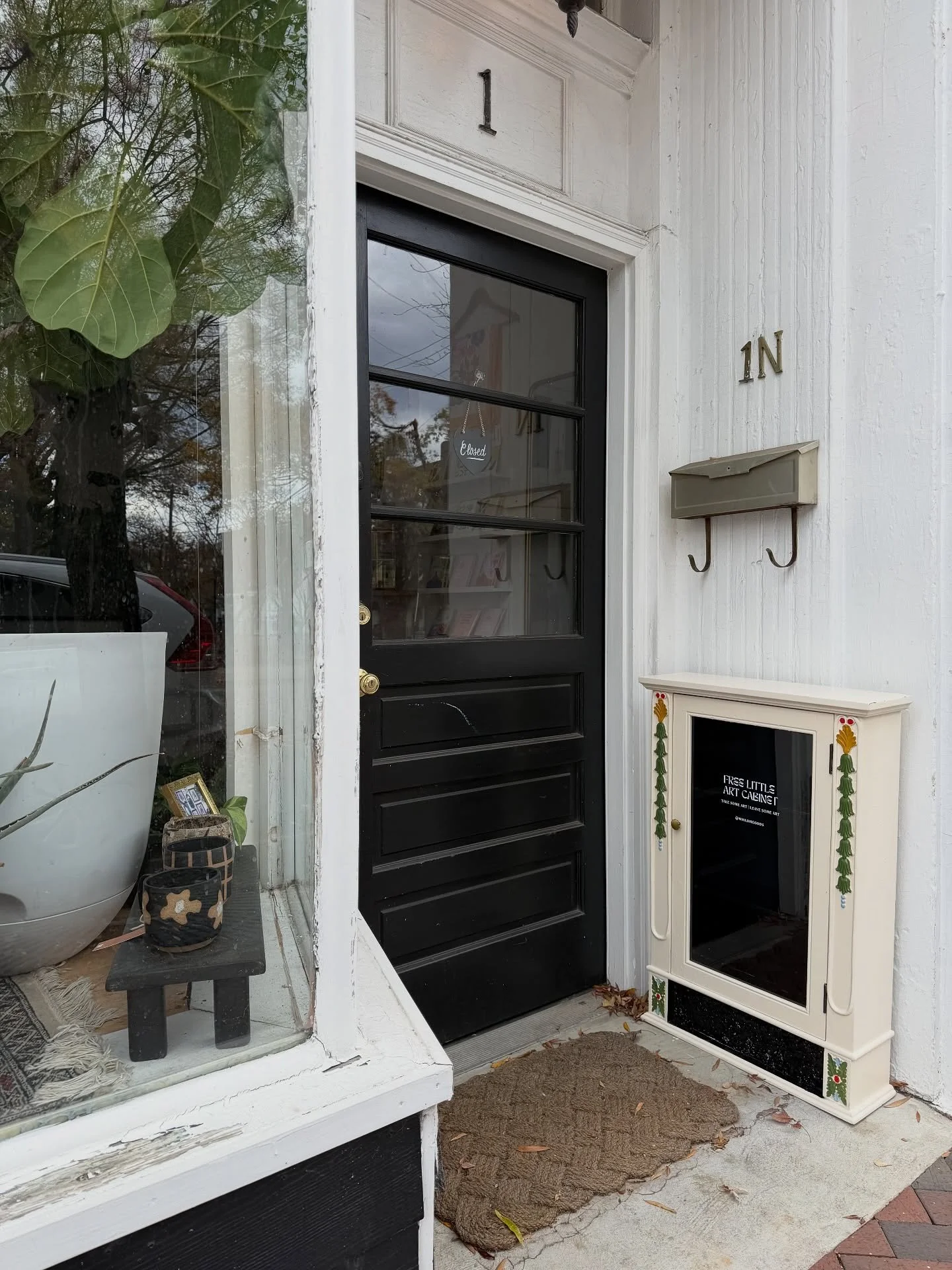 So excited to share that the shop&rsquo;s free little art cabinet is now out! Please share this post with your pals, take some art, and leave some art ☺️ 

I&rsquo;ll be using this cabinet to share pottery pieces. Feel free to leave little paintings,