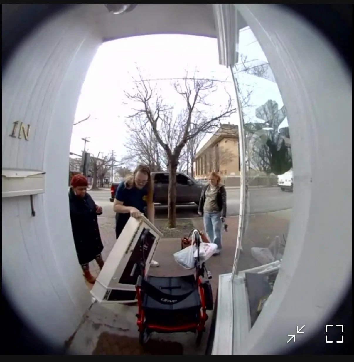 Someone took the shop&rsquo;s free little art cabinet earlier this week 😔 this is a long shot but if anyone sees it out in the community or knows these folks please help us get it back

(I really thought the 50lbs of concrete poured in the bottom wo