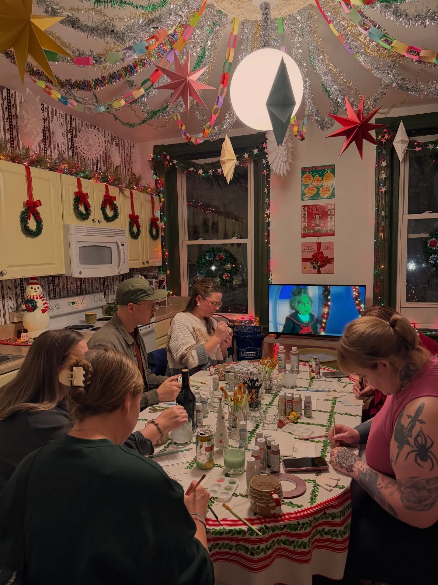 I&rsquo;ve been burning the candle (&amp; kiln) at both ends lately 😬 It&rsquo;s been so fun seeing how everyone&rsquo;s ornaments have turned out! 

Pick-up updates:
Handbuilt ornaments will be ready for pick up starting this Saturday! I&rsquo;m st