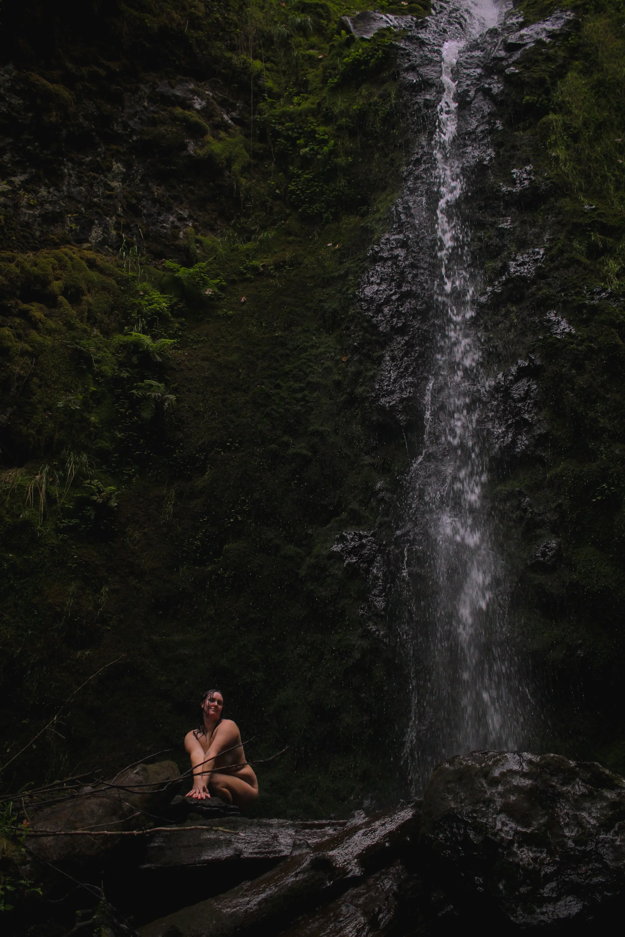 HannahWaterfall-07.jpg