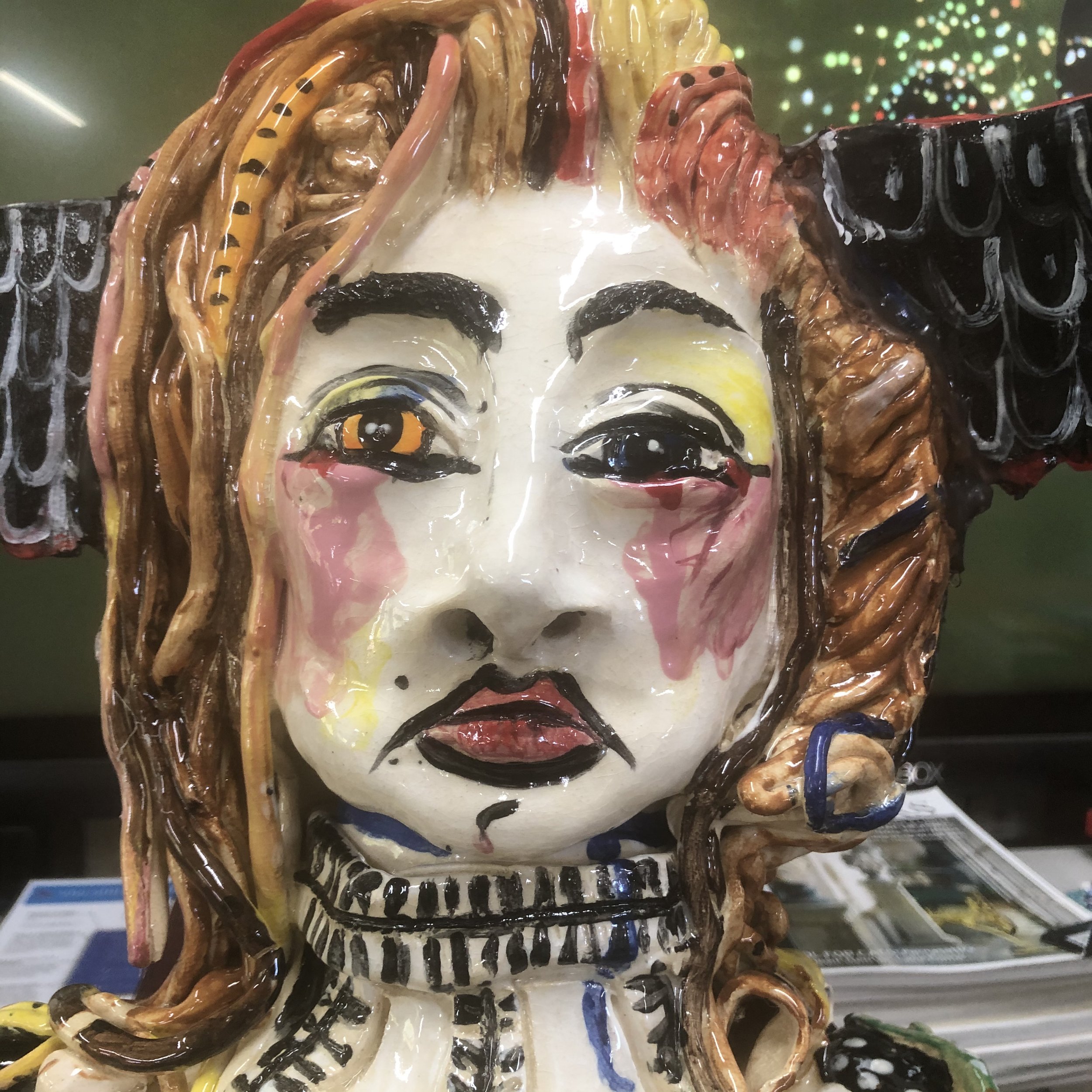 THE DEL CLOSE UP.jpeg