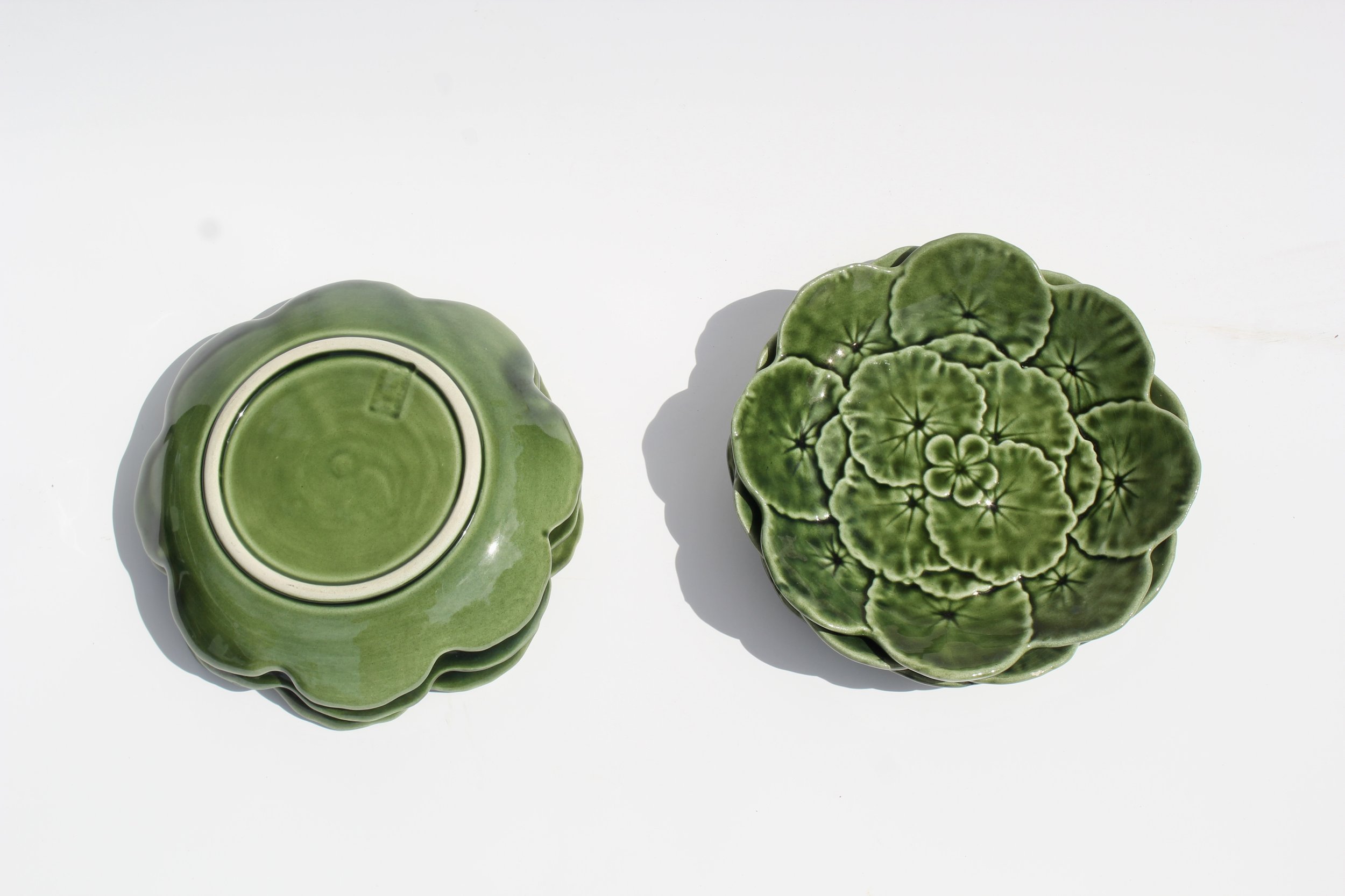 Majolica Geranium Green Leaf Plates