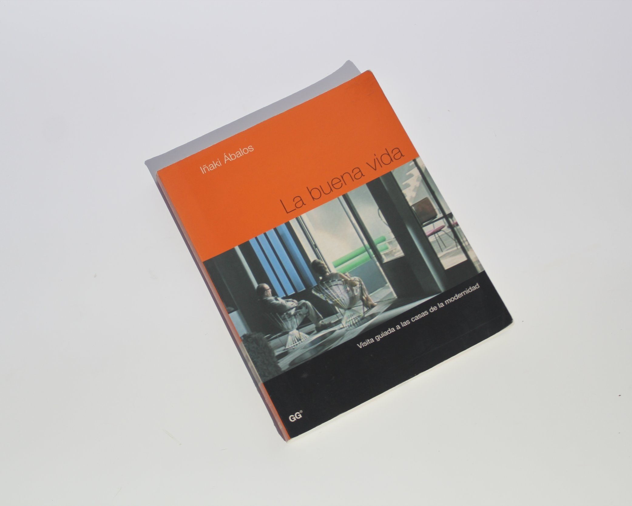 La buena vida: Visita guiada a las casas de la modernidad – Vintage Spanish Architecture Book