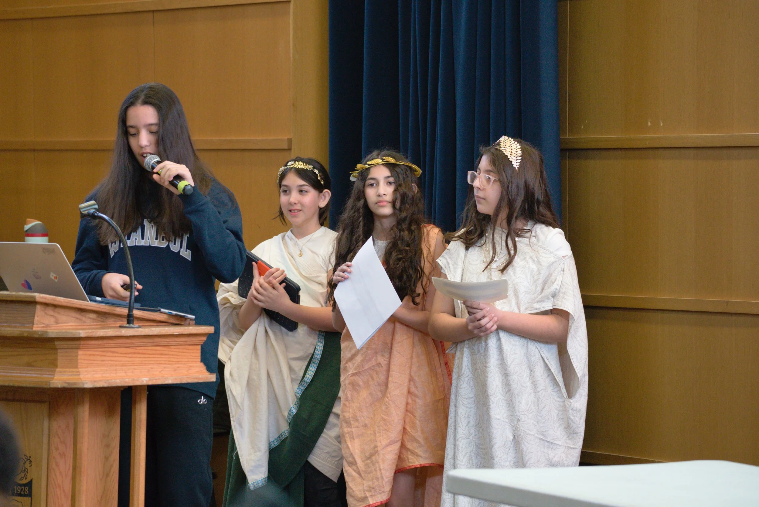 DSC06439 (Custom).jpg