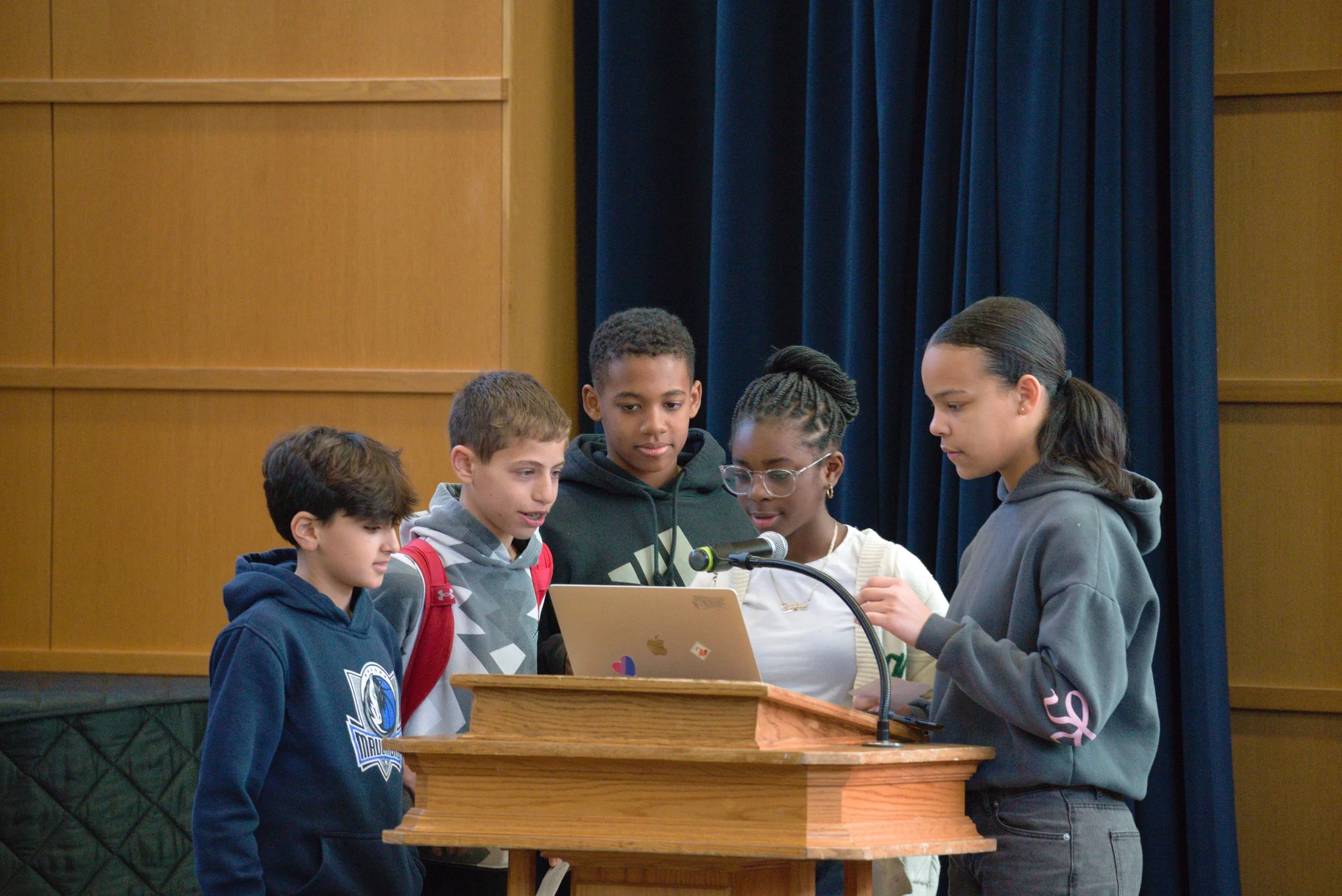 DSC06334 (Custom).jpg