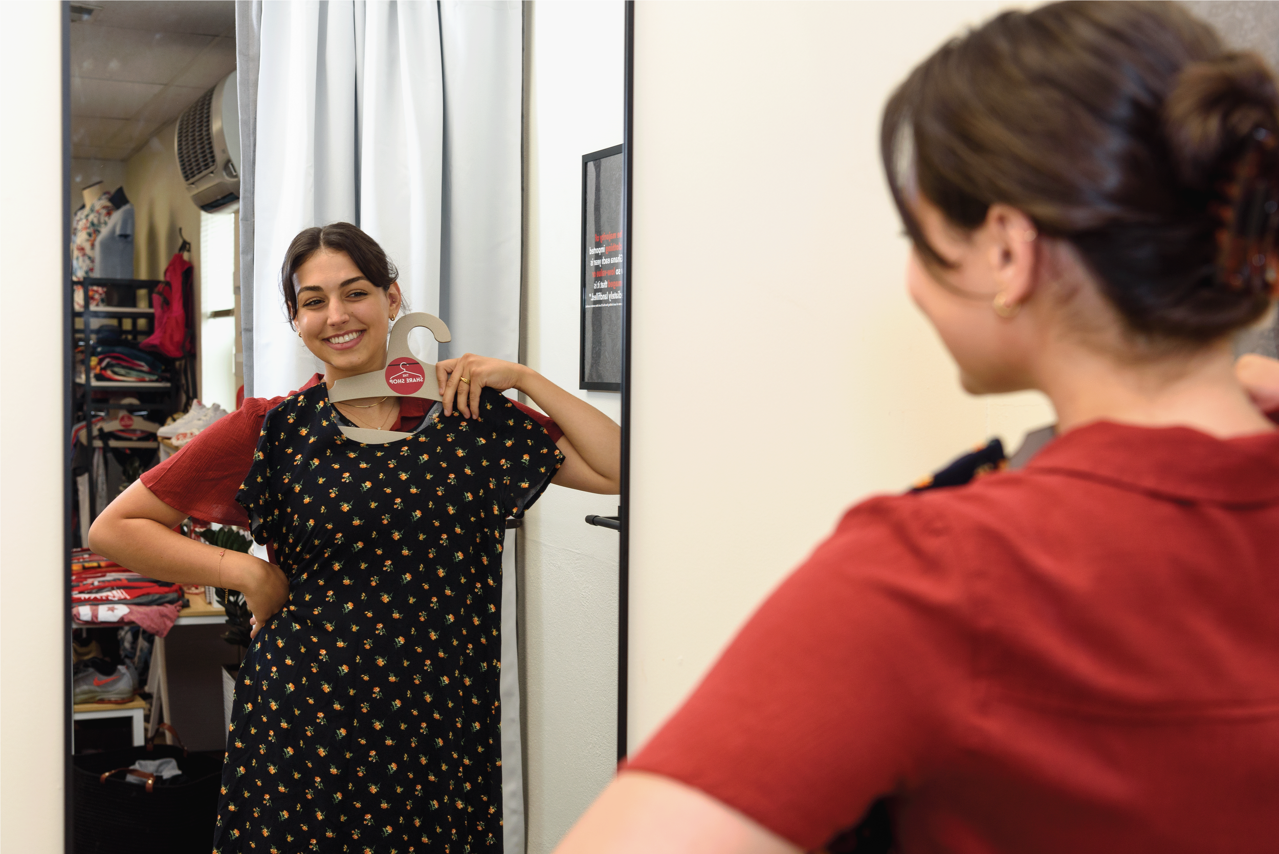 ShareShop_Maggie 8 bit.png