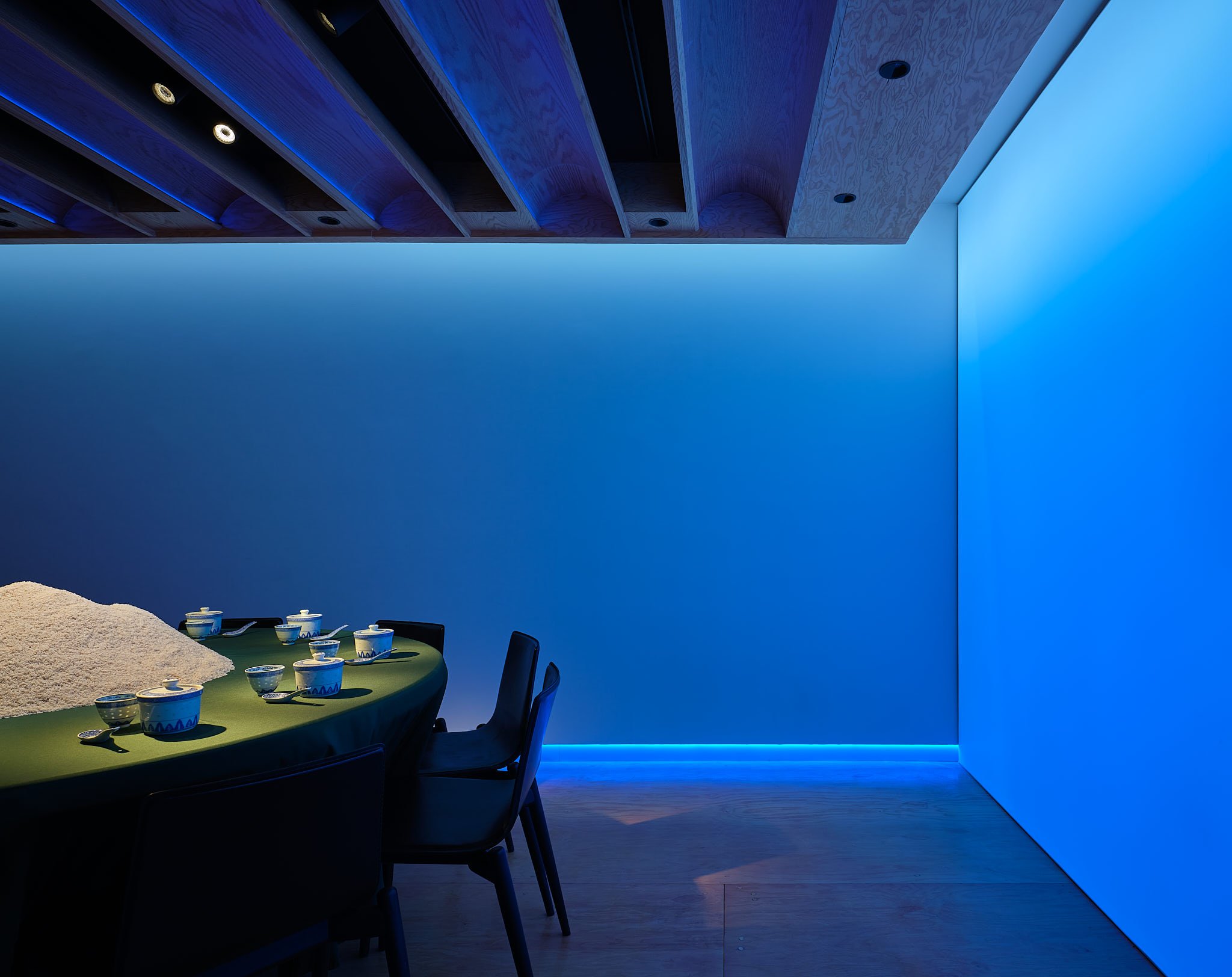 153-Mason Studio Light Gathering Yuan-2-72dpi.jpg