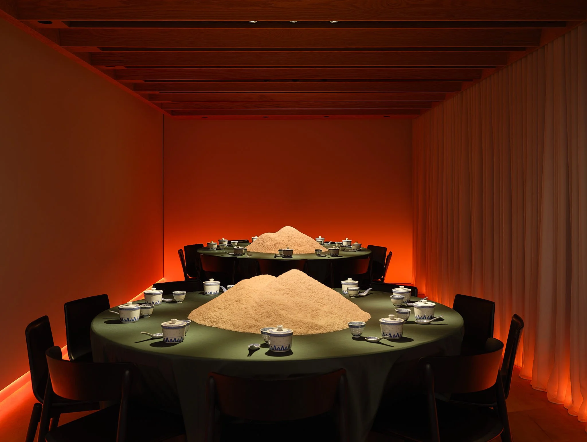 189-Mason Studio Light Gathering Yuan-72dpi.jpg