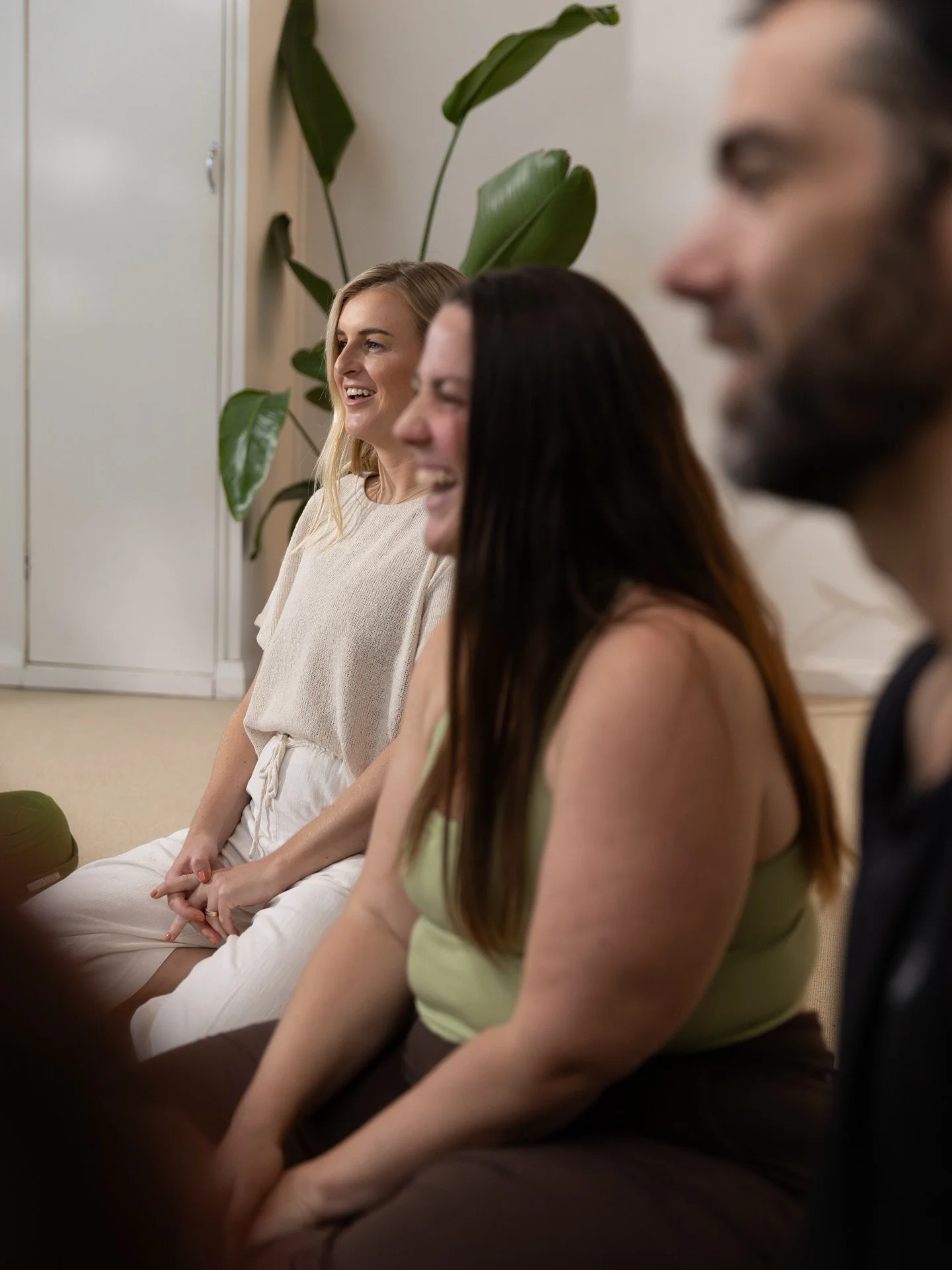 Start your 2026 practice with a HUM Intro Pass. 

$49 for 2 weeks of UNLIMITED classes. 

Try our huge selection of styles, from Hatha to Yin, Sound Bath to Kundalini. 

See you on the mat!