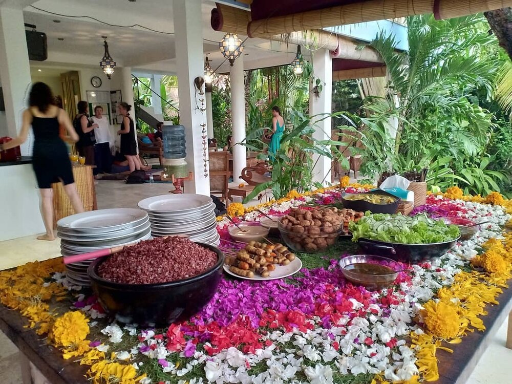 Buffet+Table.jpg