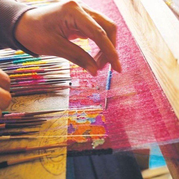 🌿 Kani Shawls: A Heritage in Peril 🌿

Kani shawls, woven with intricate designs and pure pashmina wool, are a symbol of Kashmir's rich cultural heritage. However, these exquisite textiles are struggling to find buyers, as machine-made replicas floo