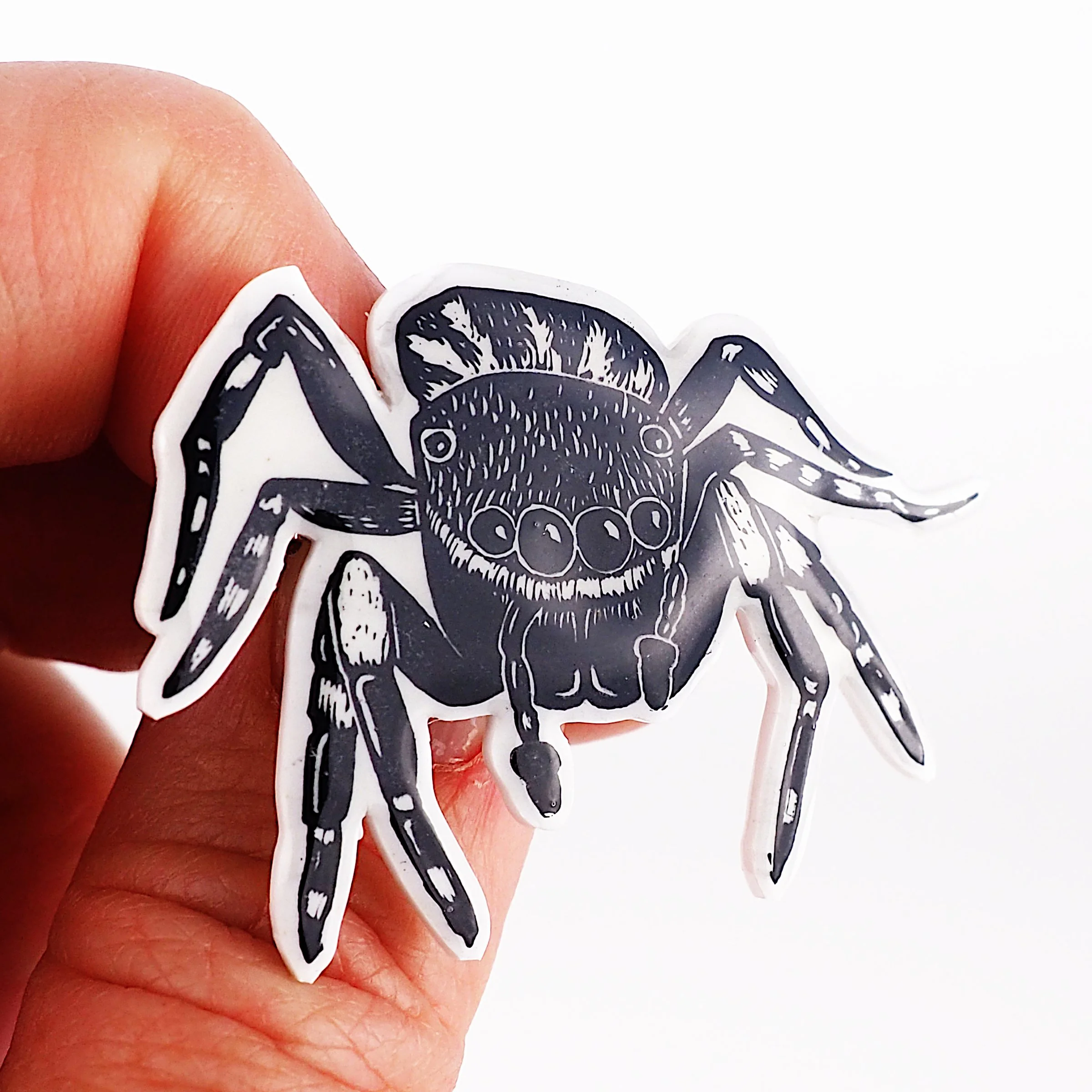 spider nosparkle inhand angle.JPG