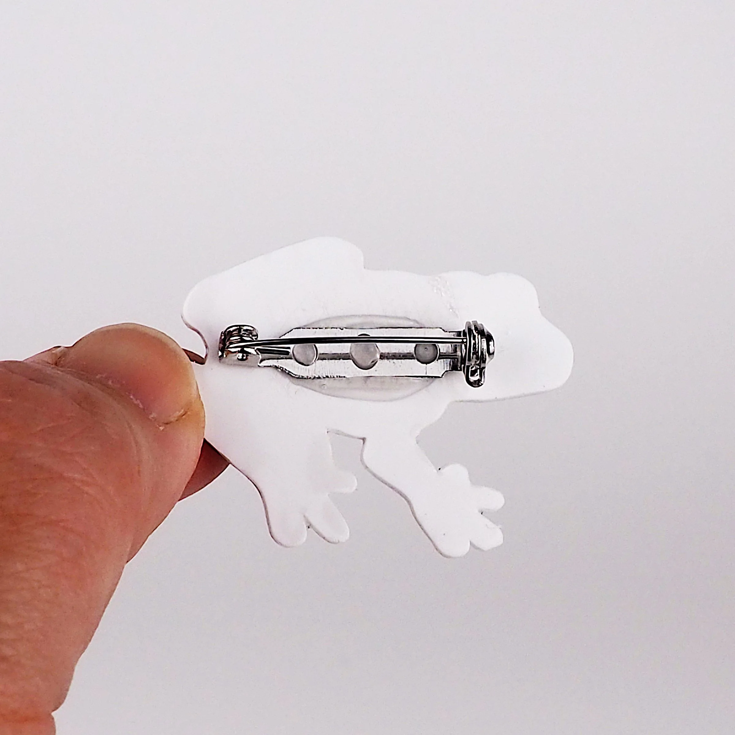 frog inhand back.JPG