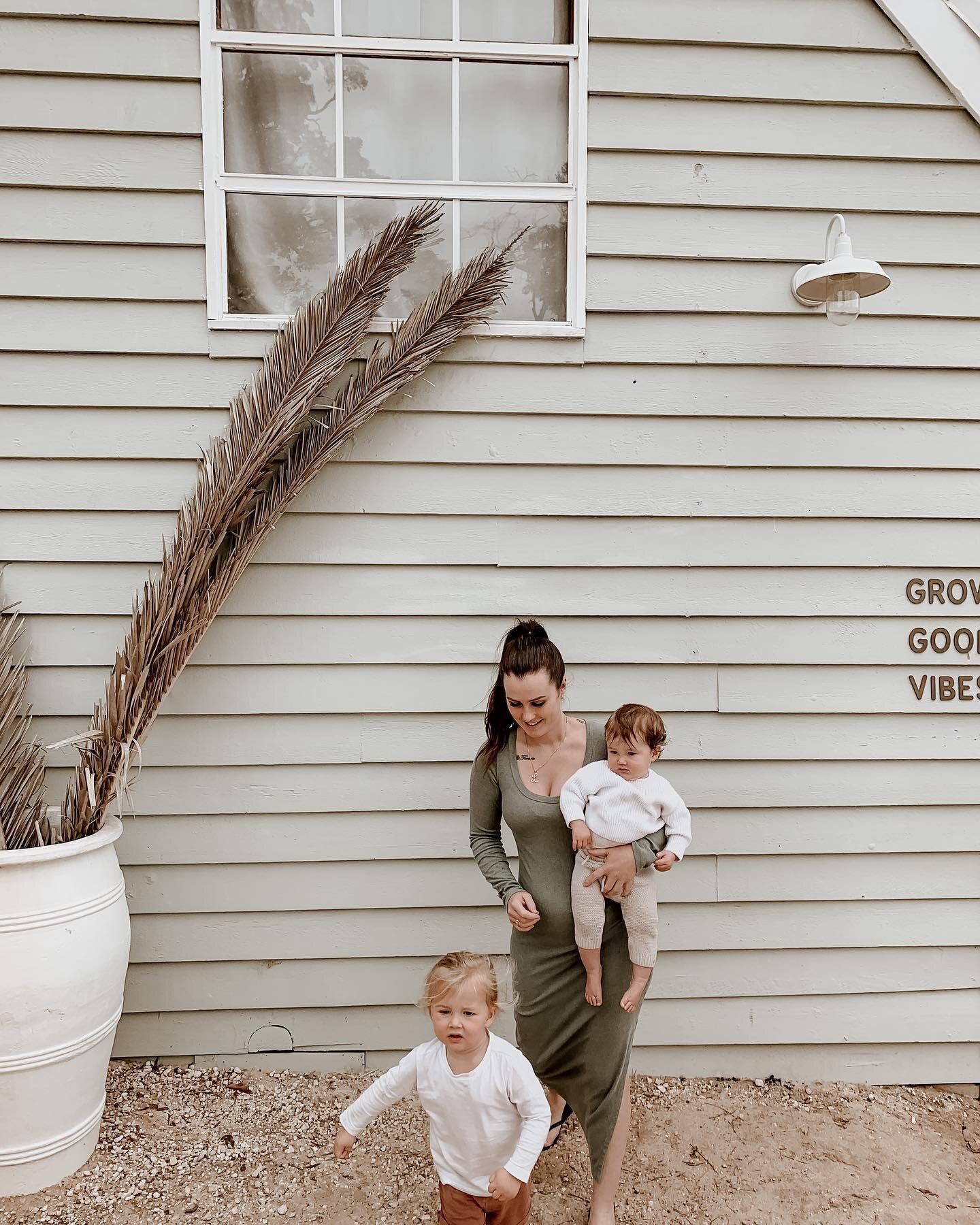 The reality of trying to get a photo with a toddler