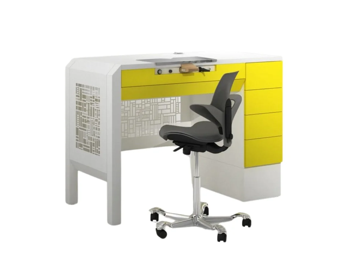 Workstation 1.jpg