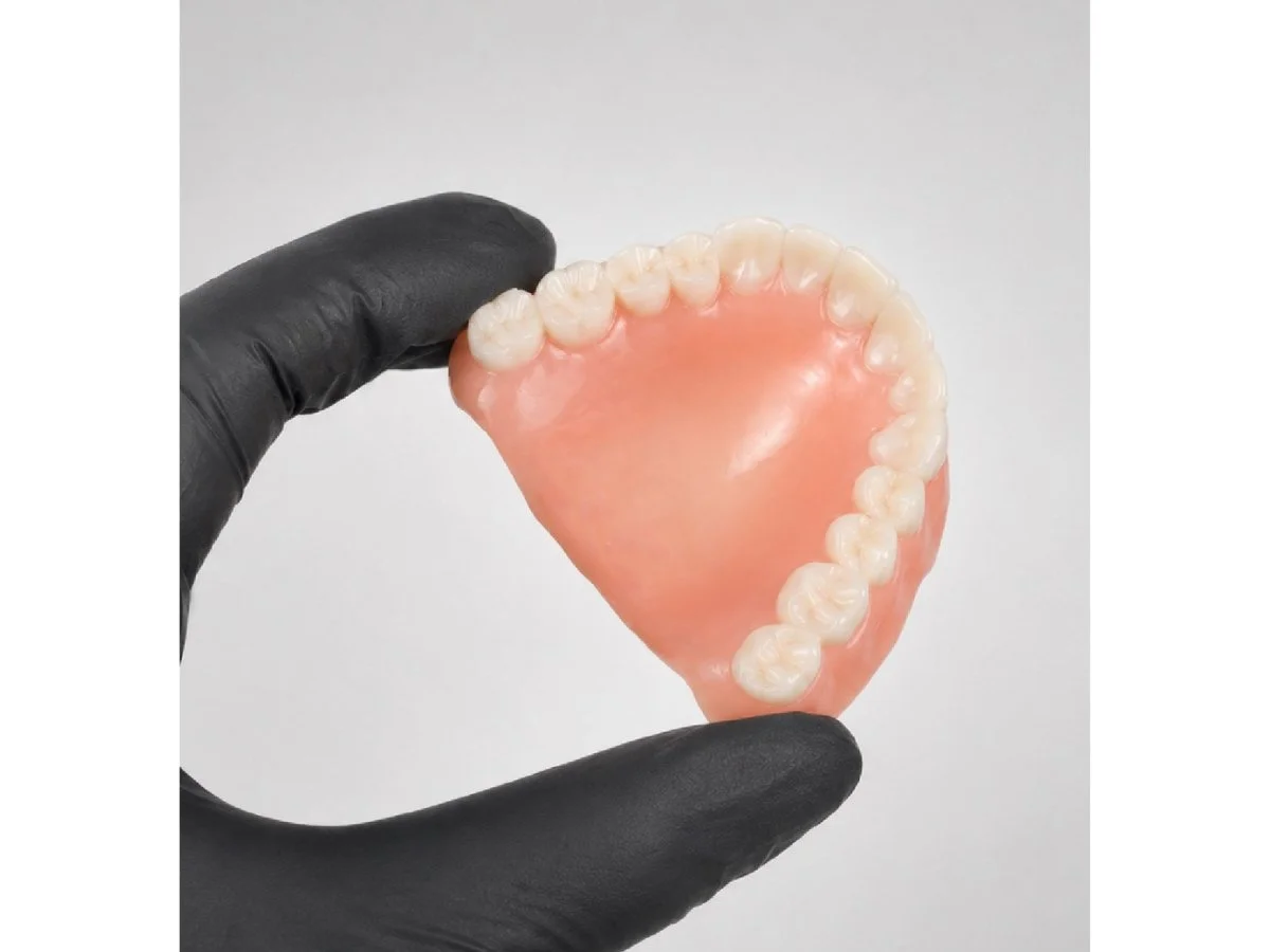 Chroma Flash finished denture.jpg