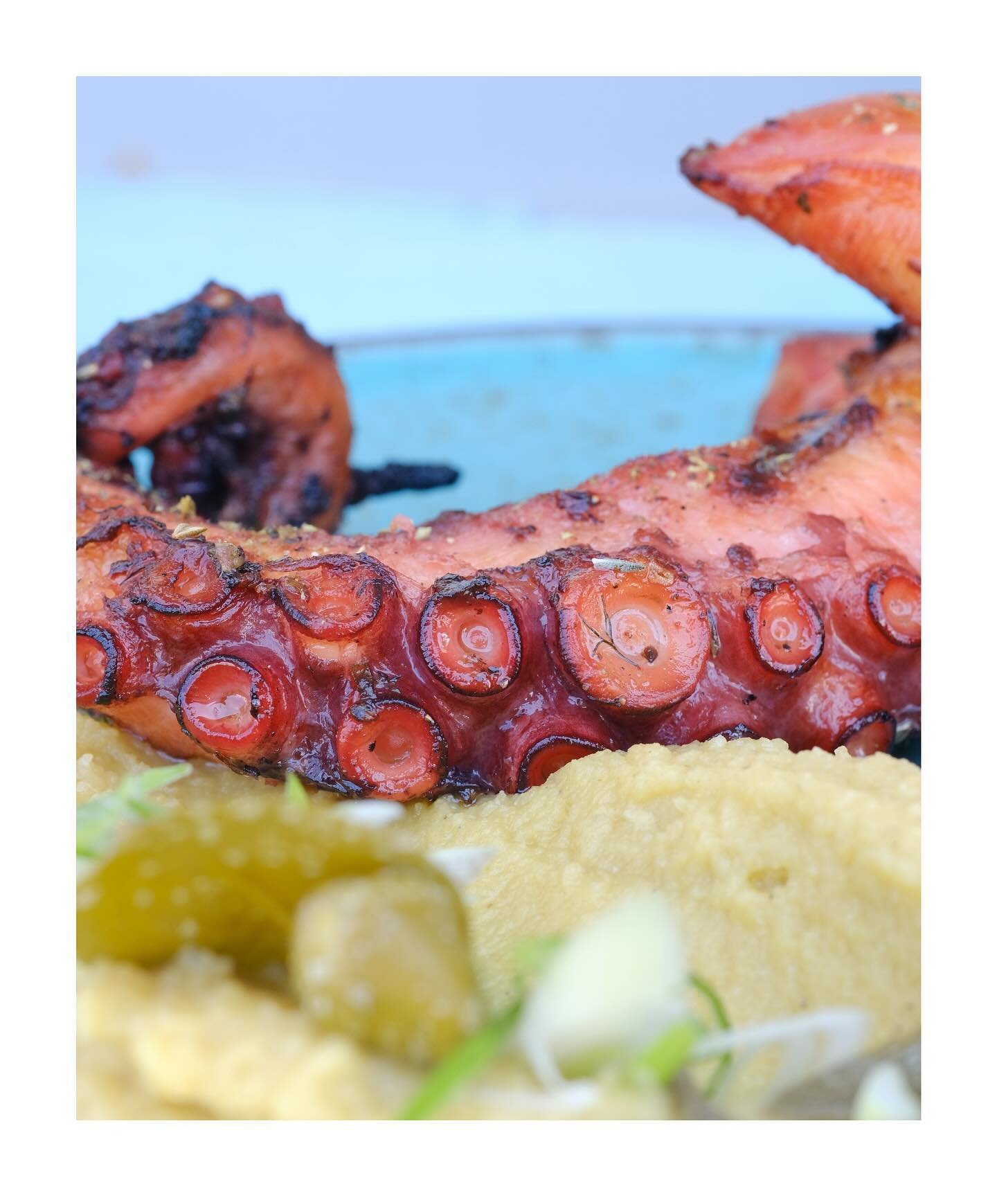 &Nu;έ&alpha; &sigma;&epsilon;&zeta;ό&nu;.. &nu;έ&omicron; menu! 
.
.
New season.. new menu! 
.
.
#kapari #paros #kapariparos #naoussa #aegeancuisine #cyclades #greek #gastronomy #&kappa;&upsilon;&kappa;&lambda;ά&delta;&epsilon;&sigmaf; #&pi;ά&rho;&om