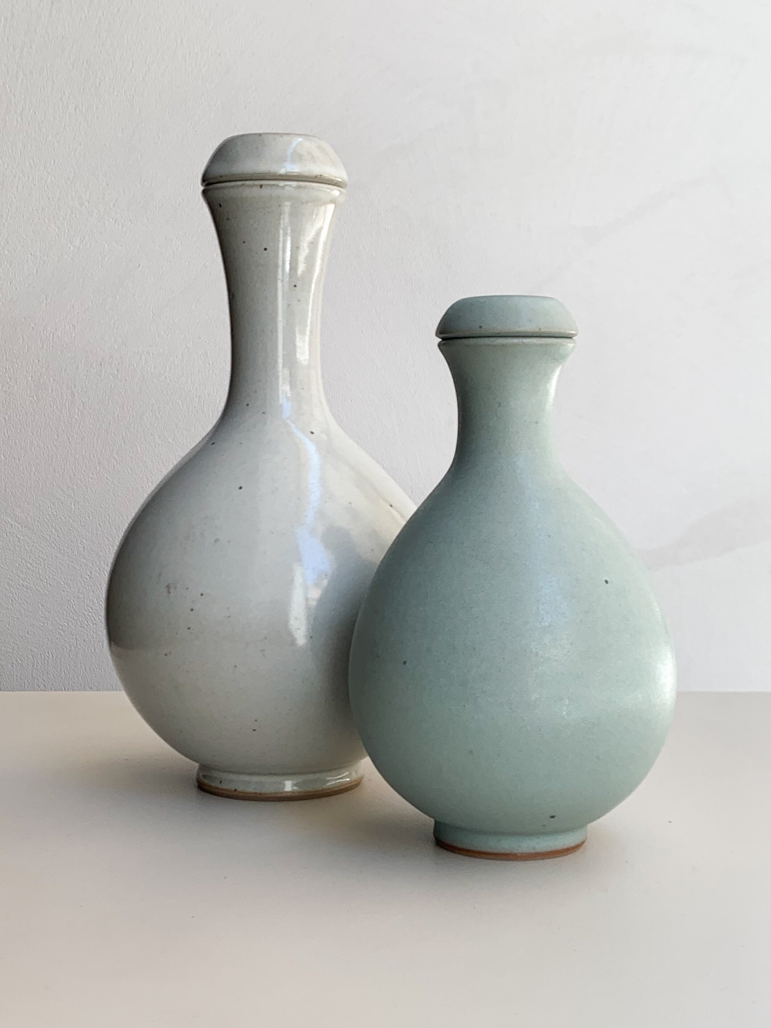 kwm1924_bottle_with_lid_ceramic_korean_handmade_spazio_materiae-4.jpg