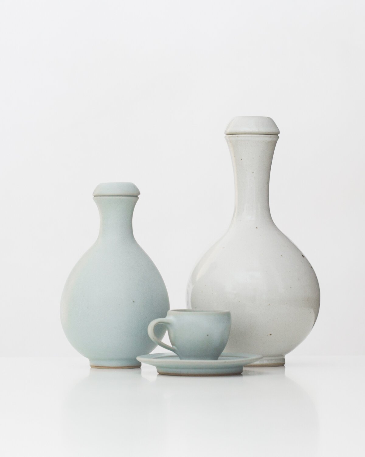SPAZIO_MATERIAE_NAPOLI_DESIGNER_INDIPENDENTI_SELEZIONE_MATERIAE_OGGETTISTICA_BROCCA_ACQUA_TAZZINA_CAFFE_COFFEE_CUP_KERAMISCHE_WERKSTATT_MARGARETENHOHE_KWM1924%2817+di+34%29.jpg