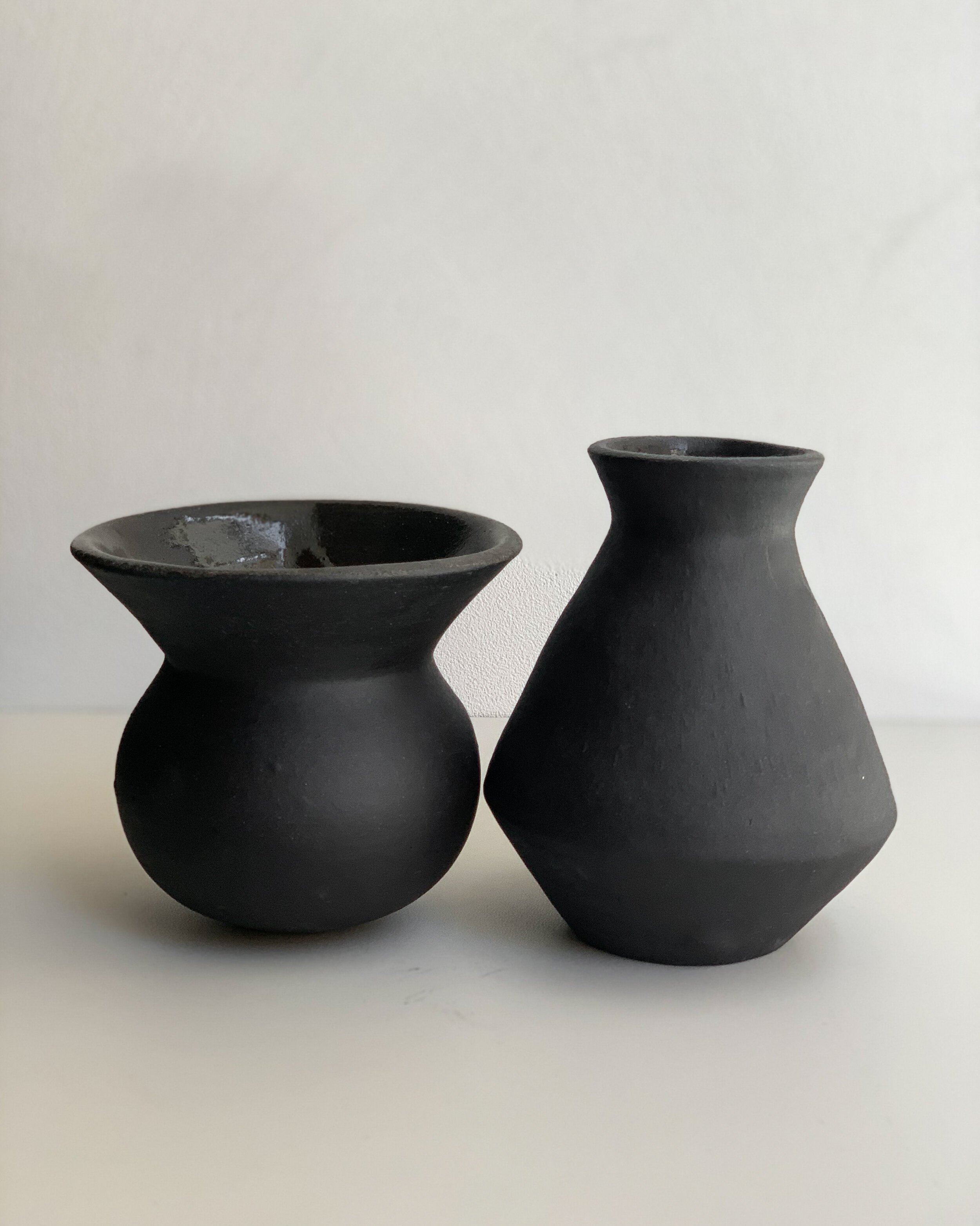 PERLA-VALTIERRA-FORM-ORIGIN-VASE-HANDMADE-MEXICAN-CERAMICS-SPAZIOMATERIAE-NAPOLI-1.jpg