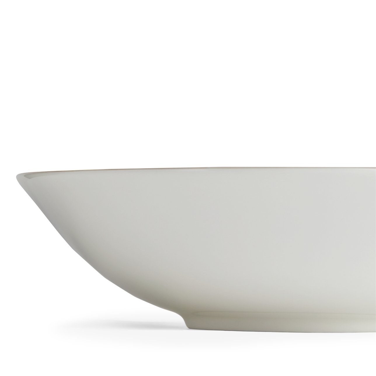 40007550_wedgwoodemea_04_gio-gold-soup-cereal-bowl-21cm.ashx.jpeg