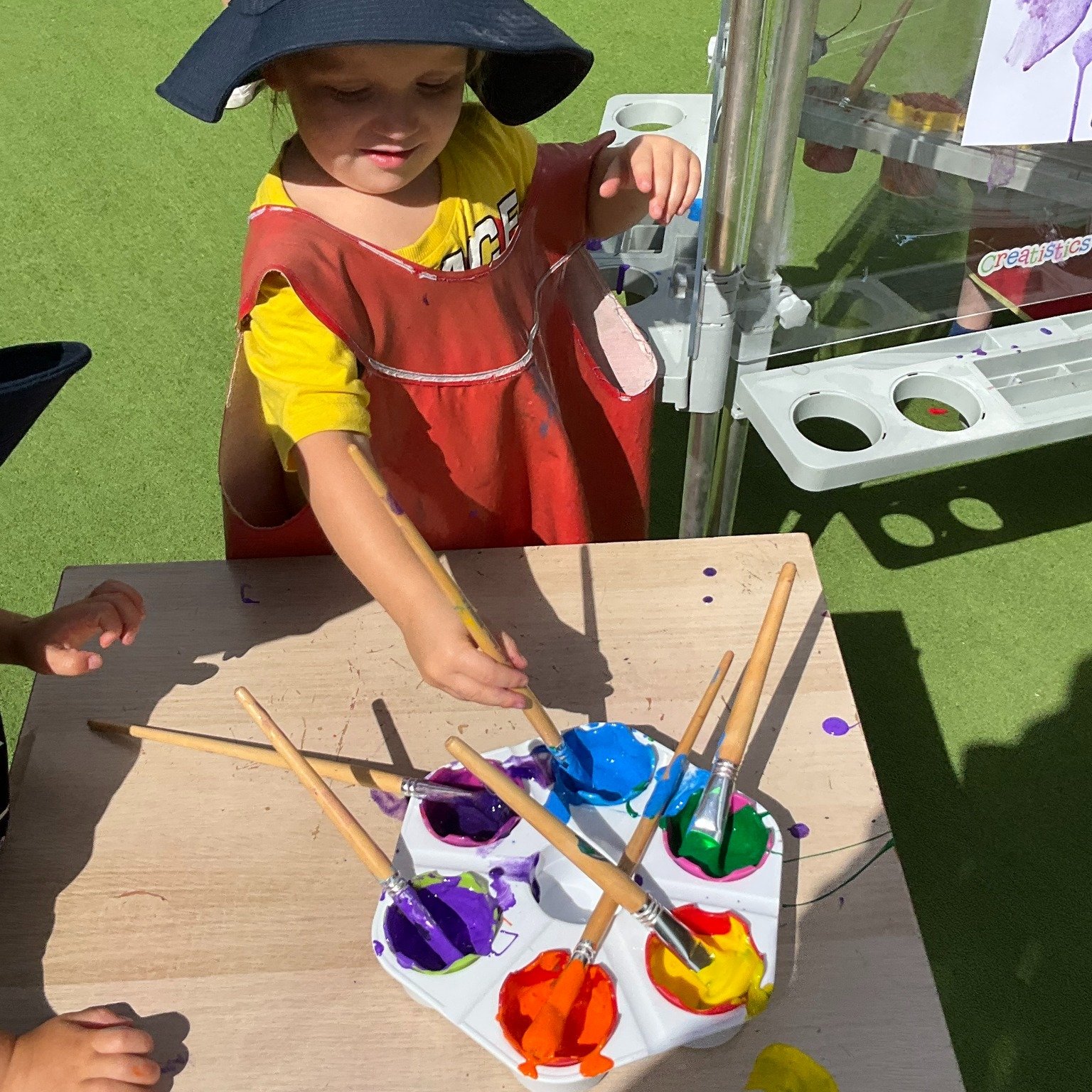 Our little artists used their brushes, sponges, and all kinds of clever homemade tools for their masterpieces. We explored how different shapes, lines, and patterns appear when paint meets paper.
This kind of open-ended art is all about the process&