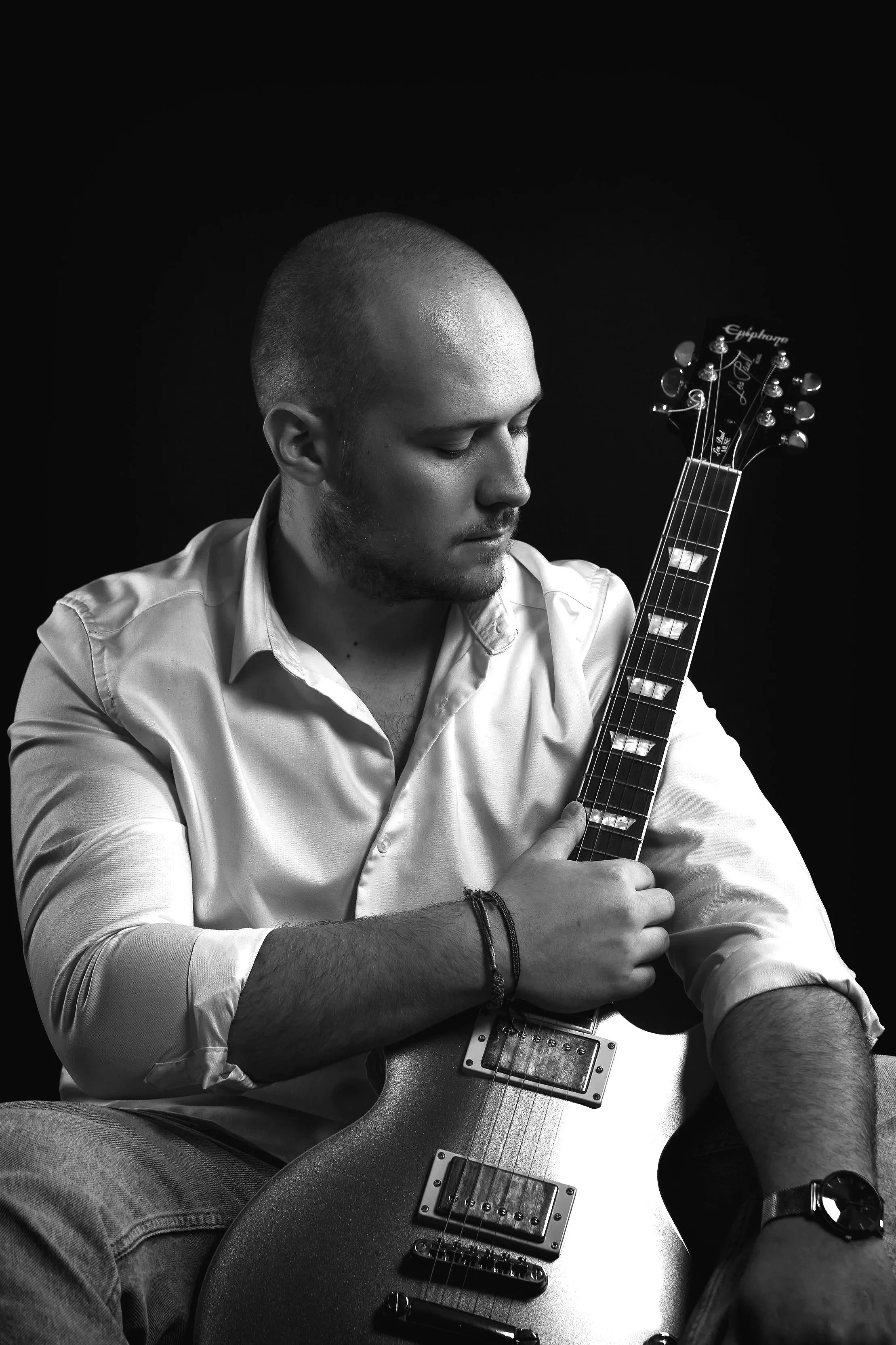 Grégoire portrait Nor et blanc_ Musique