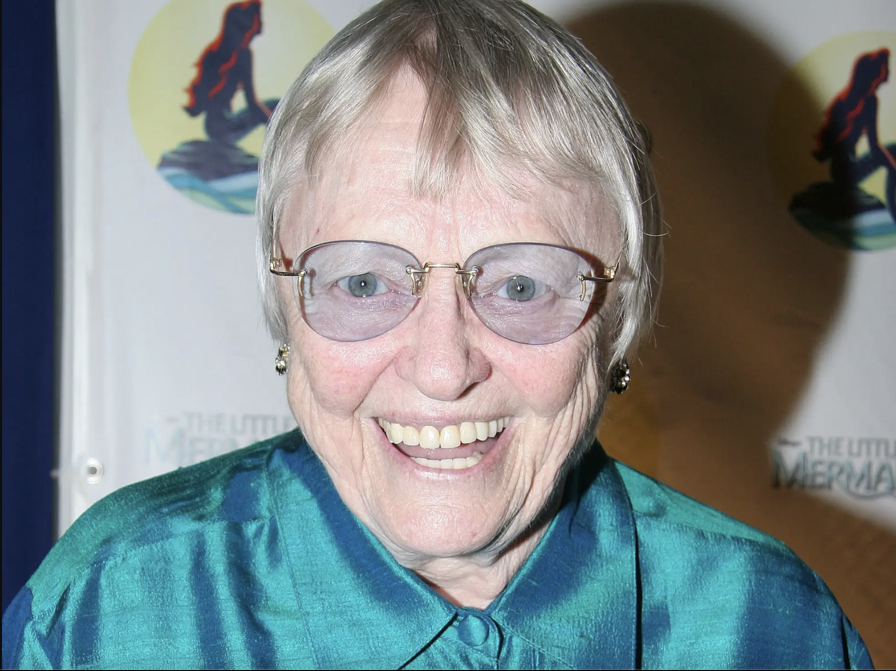 Pat Carroll, voice of “The Little Mermaid”’s Ursula, died at 95