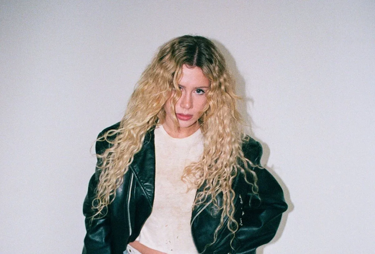 Slayyyter’s WOR$T GIRL IN AMERICA; Trashy and Totally Electrifying