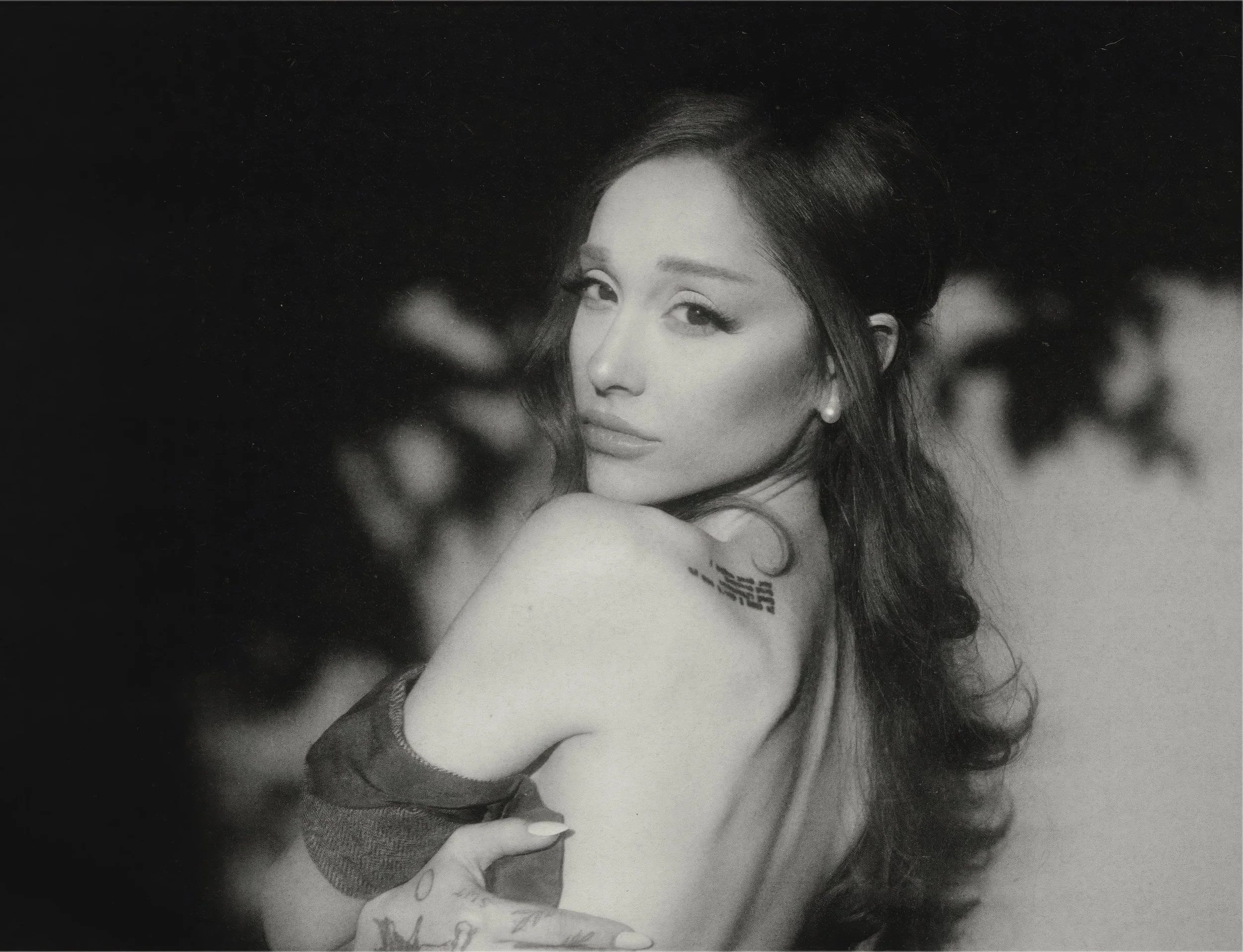 Ariana Grande's petal; A Pop Star Done Explaining Herself
