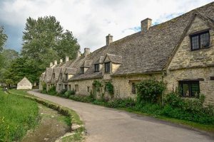 Cotswold village scene representing England road trips