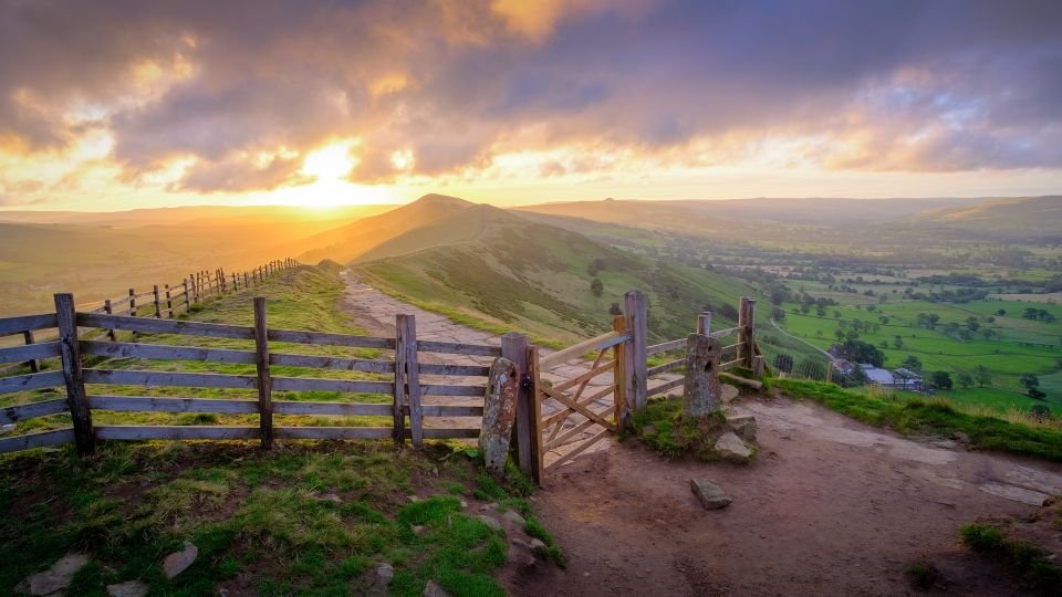 Mam Tor and Hope Valley in the Peak District